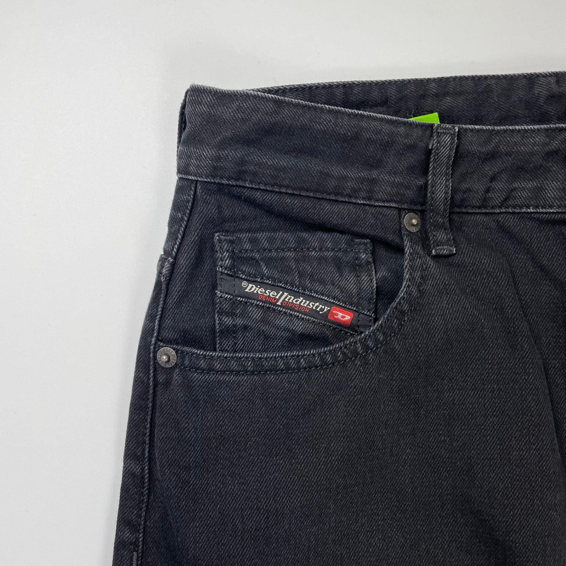 DIESEL ディーゼル / D-REGGY ワイドデニムパンツ 参考定価：30,000程度 SIZE:W27