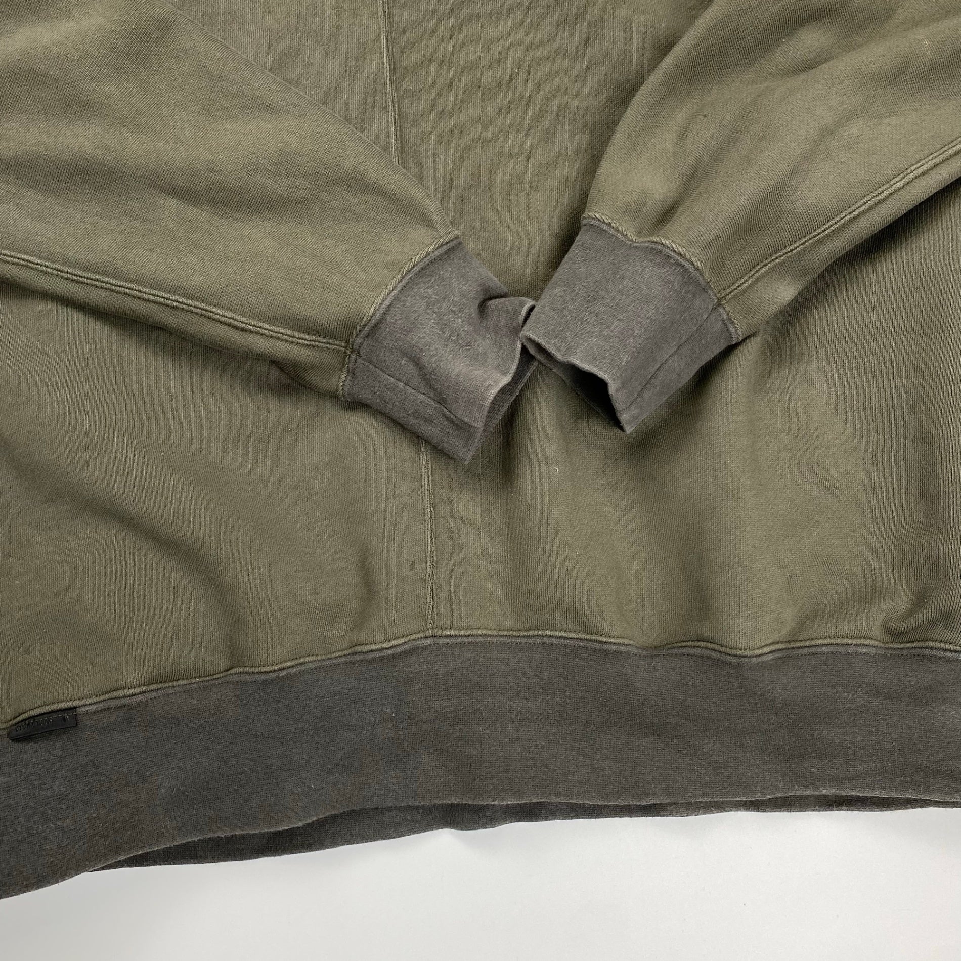 N.HOOLYWOOD エヌハリウッド / COMPILE CREW NECK SWEATSHIR スウェット カーキ 参考定価：25,000+tax SIZE:38(M程度)