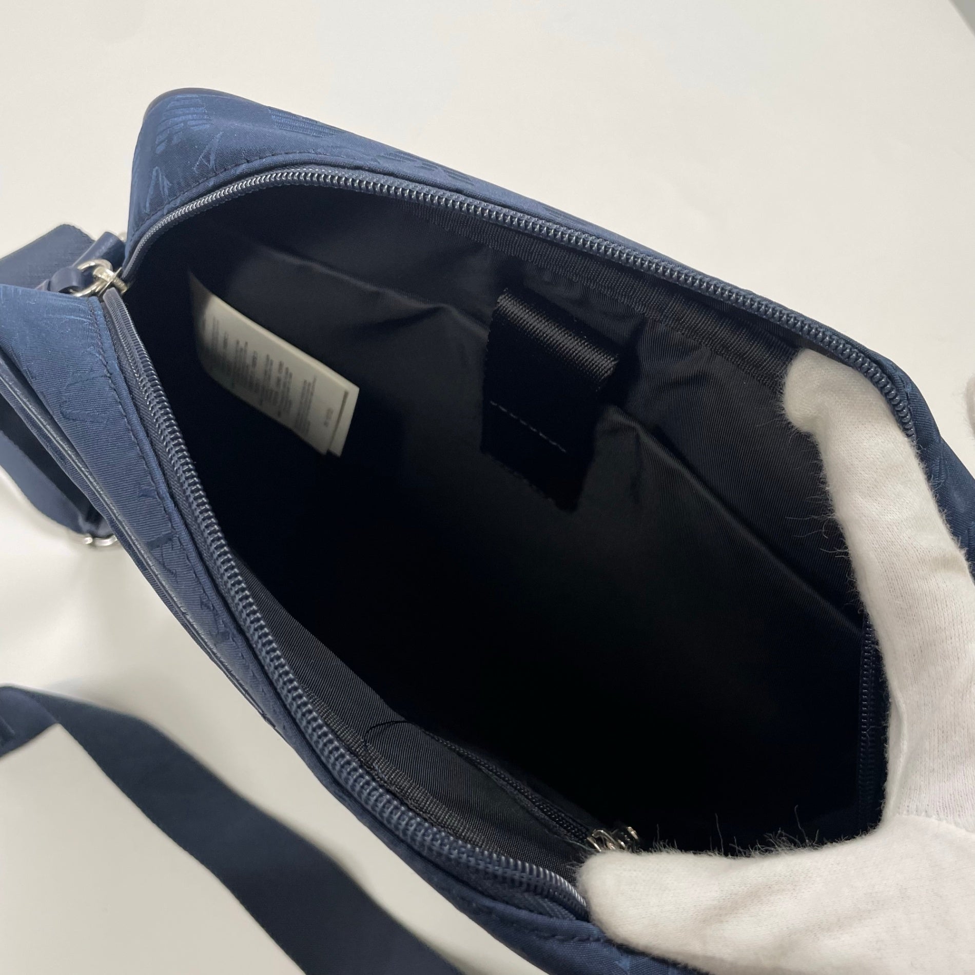 ARMANI JEANS アルマーニジーンズ / ショルダーバッグ 参考定価：30,000程度