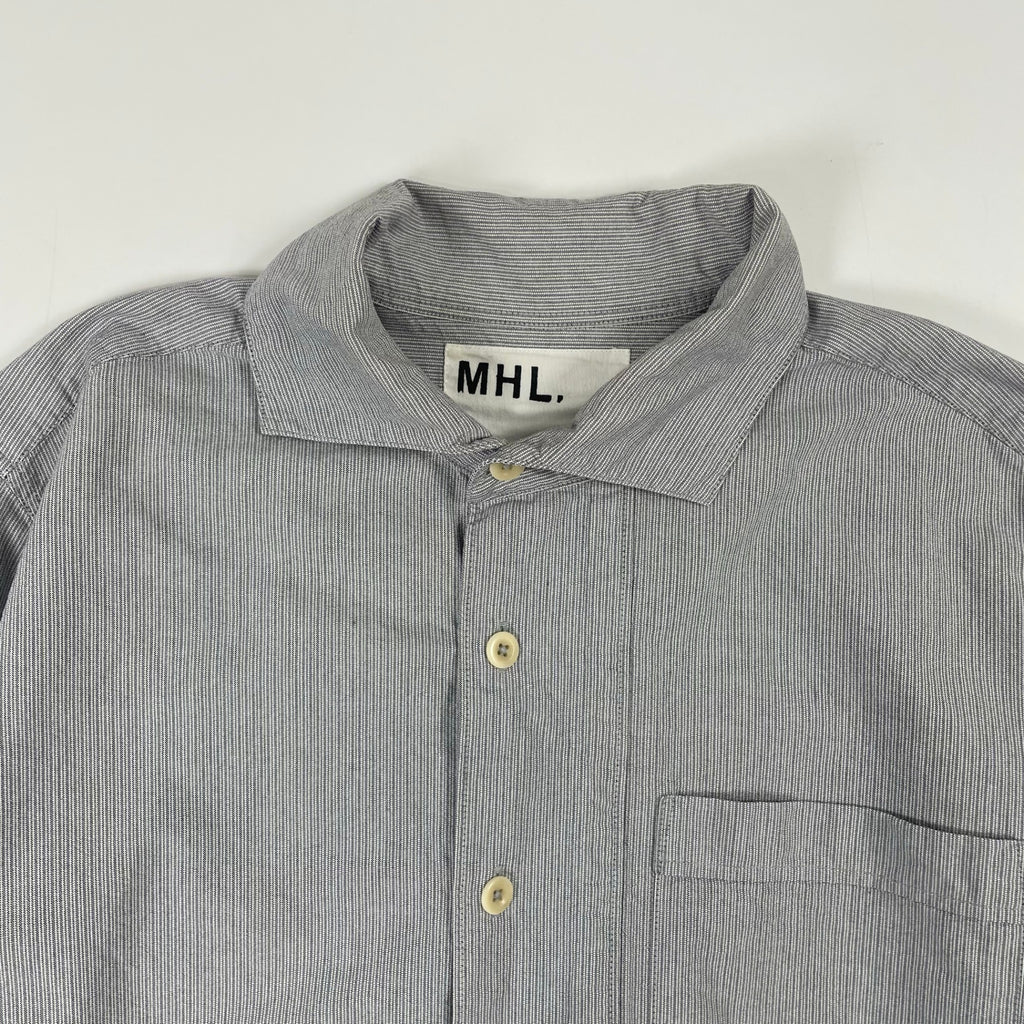 MHL. / 日本製コットンプルオーバーシャツ 参考定価：24,000程度 SIZE：2