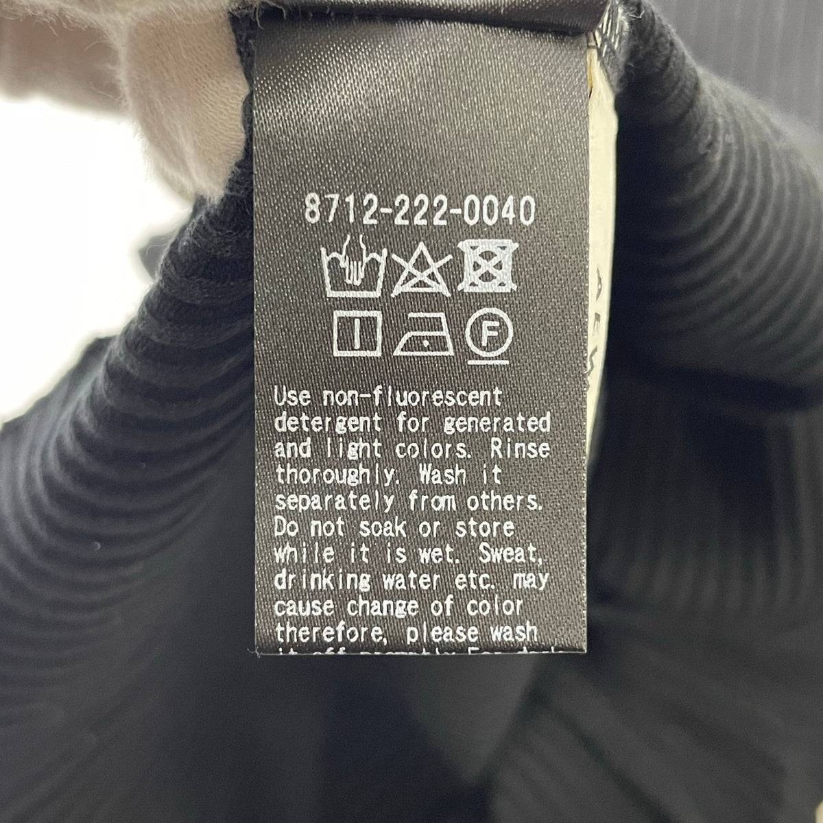 AEWEN MATOPH / Vネックロングスリーブカーディガン 参考定価：14,000+tax SIZE:FREE