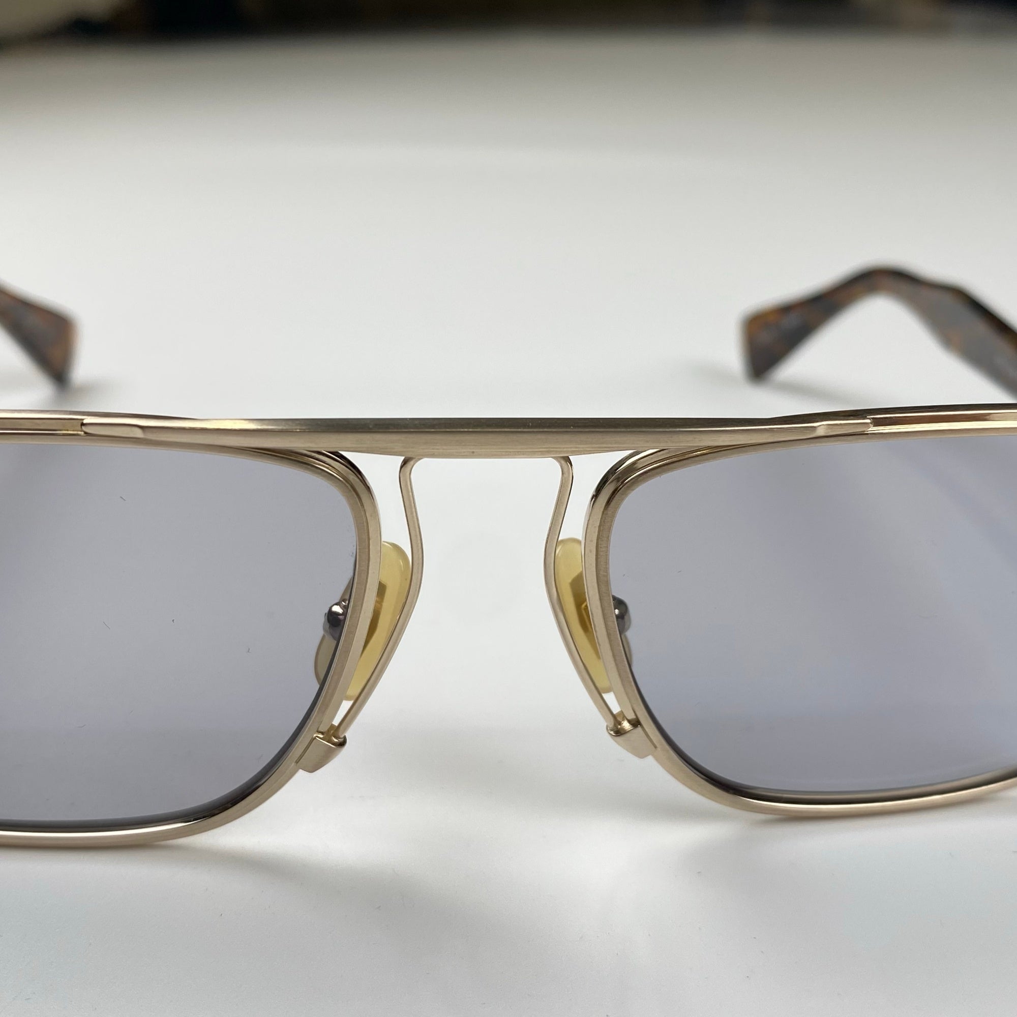 【極美品】 金子眼鏡 ヴィンテージコレクション / ブリッジデザイン サングラス KVS-31 BWG 参考定価：66,000+tax