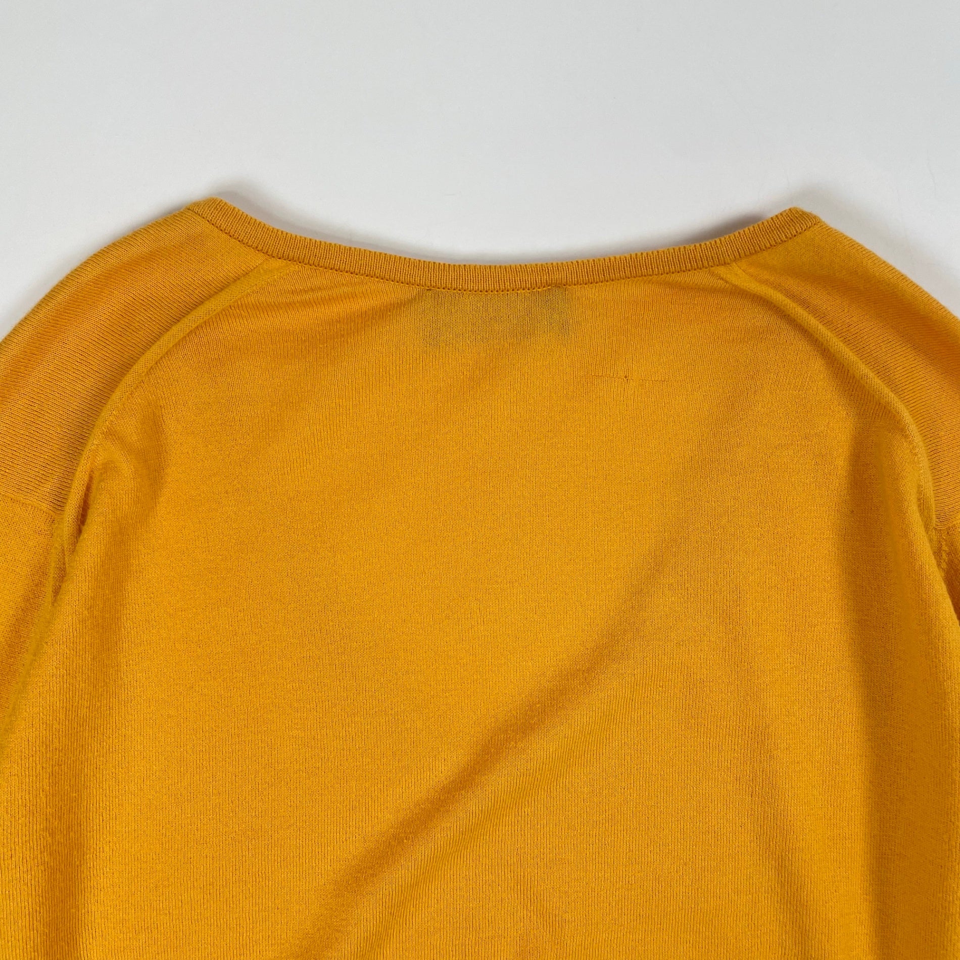 JOHN SMEDLEY / Vネックハイゲージニット 参考定価：40,000程度 SIZE:L