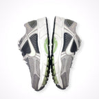NIKE / WMNS ZOOM VOMERO 5 SIZE：23.5cm