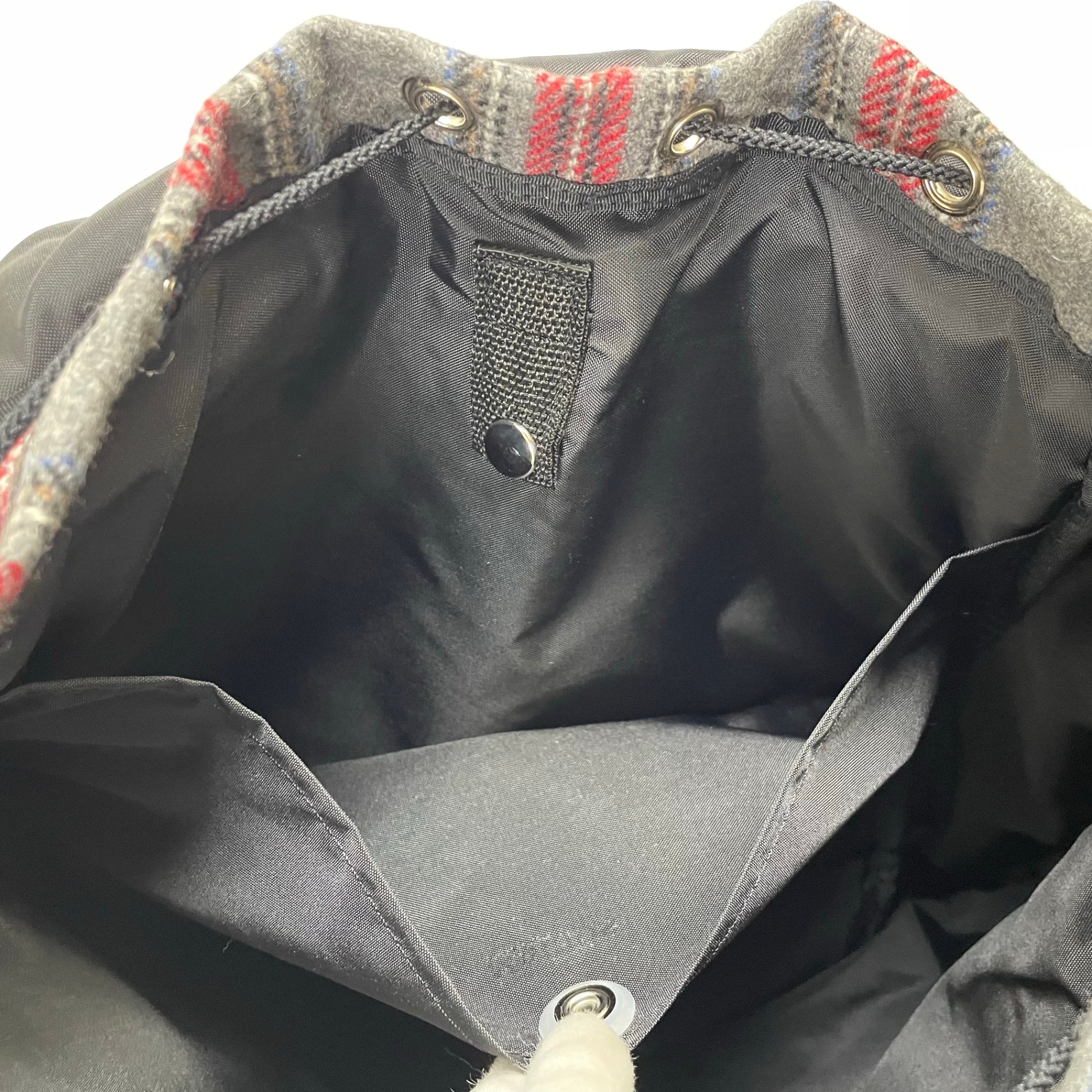 MARIOS マリオス / ウールギミックバックパック グレー×レッド 参考定価：50,000程度