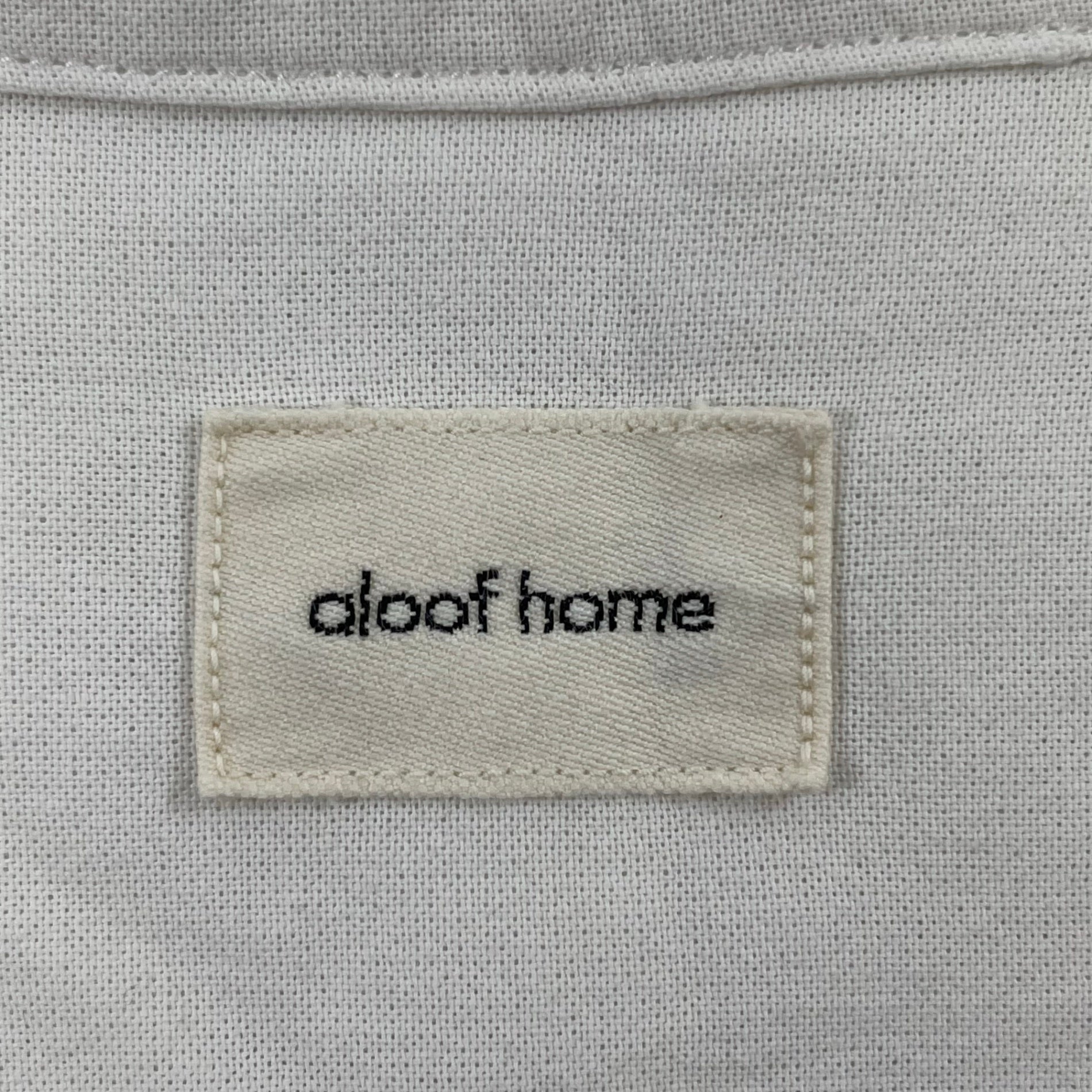 aloof home / 和紙モスリンサイドスリット入りスタンドカラーシャツ 参考定価：28,500- SIZE:FREE