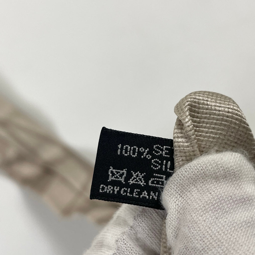 GIORGIO ARMANI / 幾何学模様シルクネクタイ 未使用品 参考定価：35,000程度