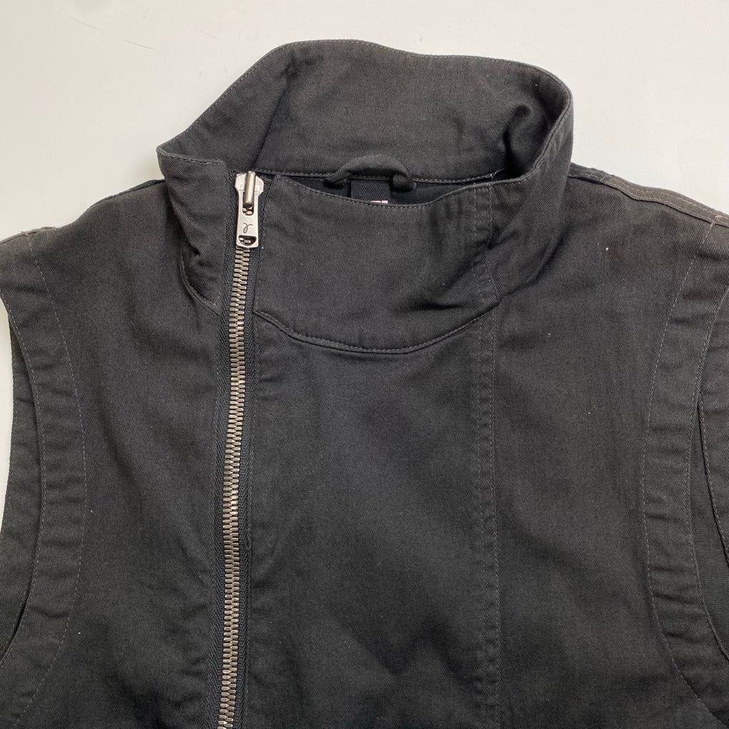 「r」 LA PROVOCAZIONE ETERNA ripvanwinkle リップヴァンウィンクル / アシンメトリージップベスト ブラック Y2K 参考定価：30,000程度 SIZE:4