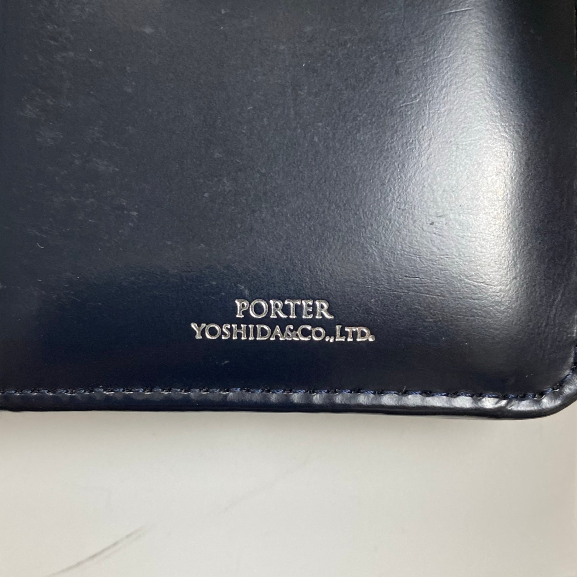 PORTER ポーター / COUNTER ホースハイドウォレット ブラック 参考定価：43,000+tax