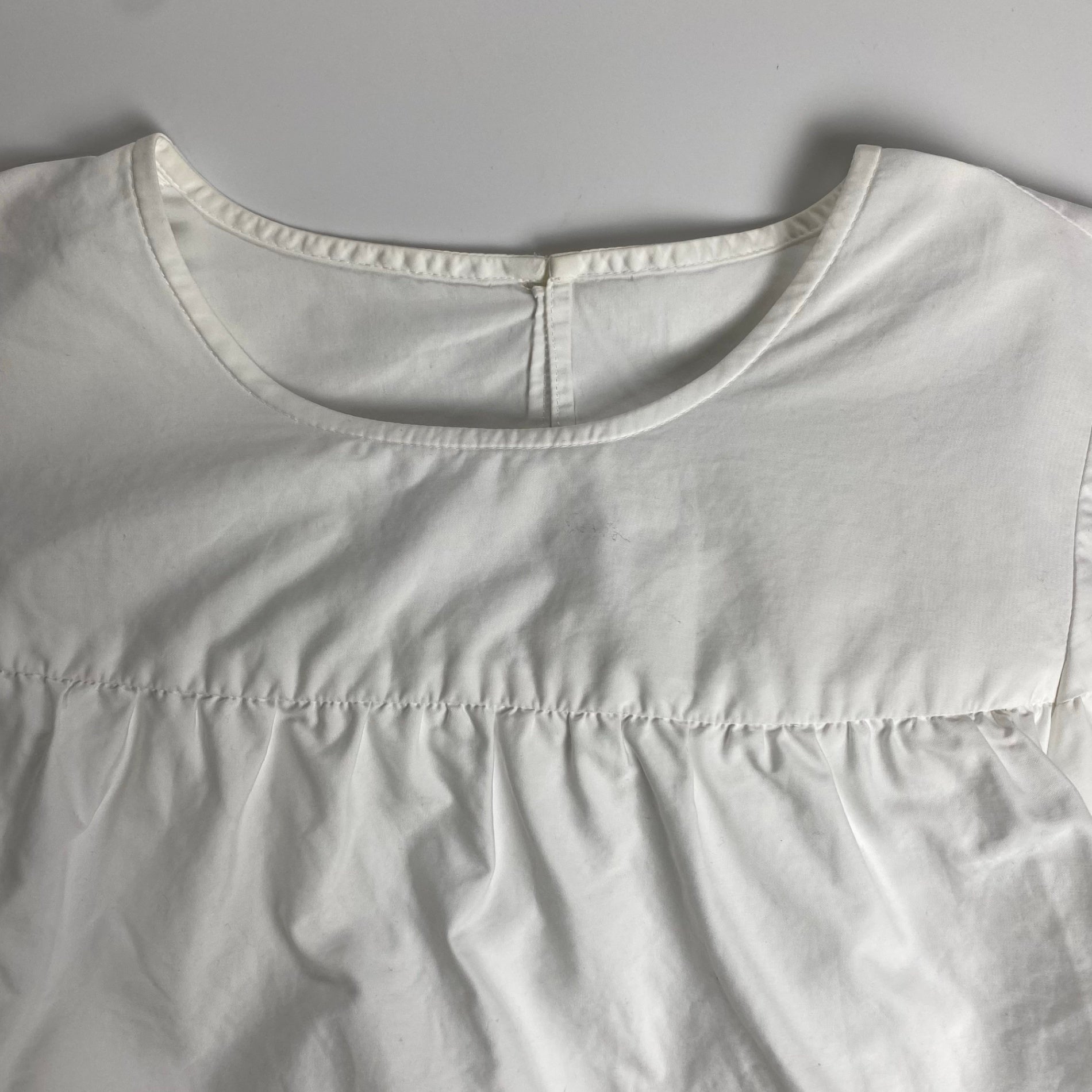 MACKINTOSH PHILOSOPHY / 半袖 エンブロイダリー カットワーク ブラウス ホワイト 参考定価：20,000程度 SIZE:36