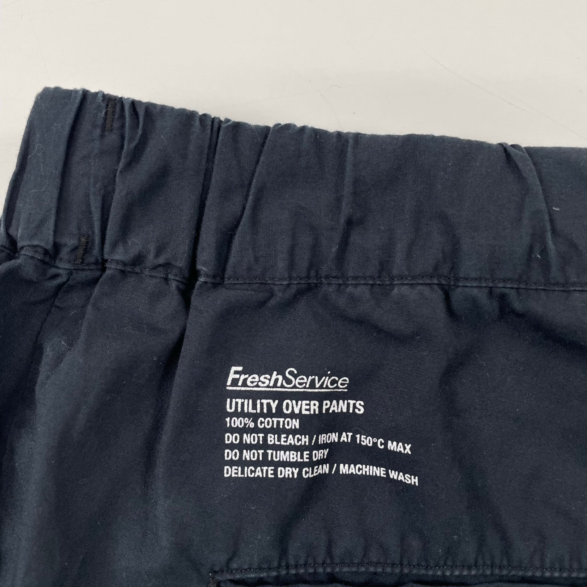 FRESH SERVICE / UTILITY OVER PANTS 参考定価：16,000+tax SIZE:FREE