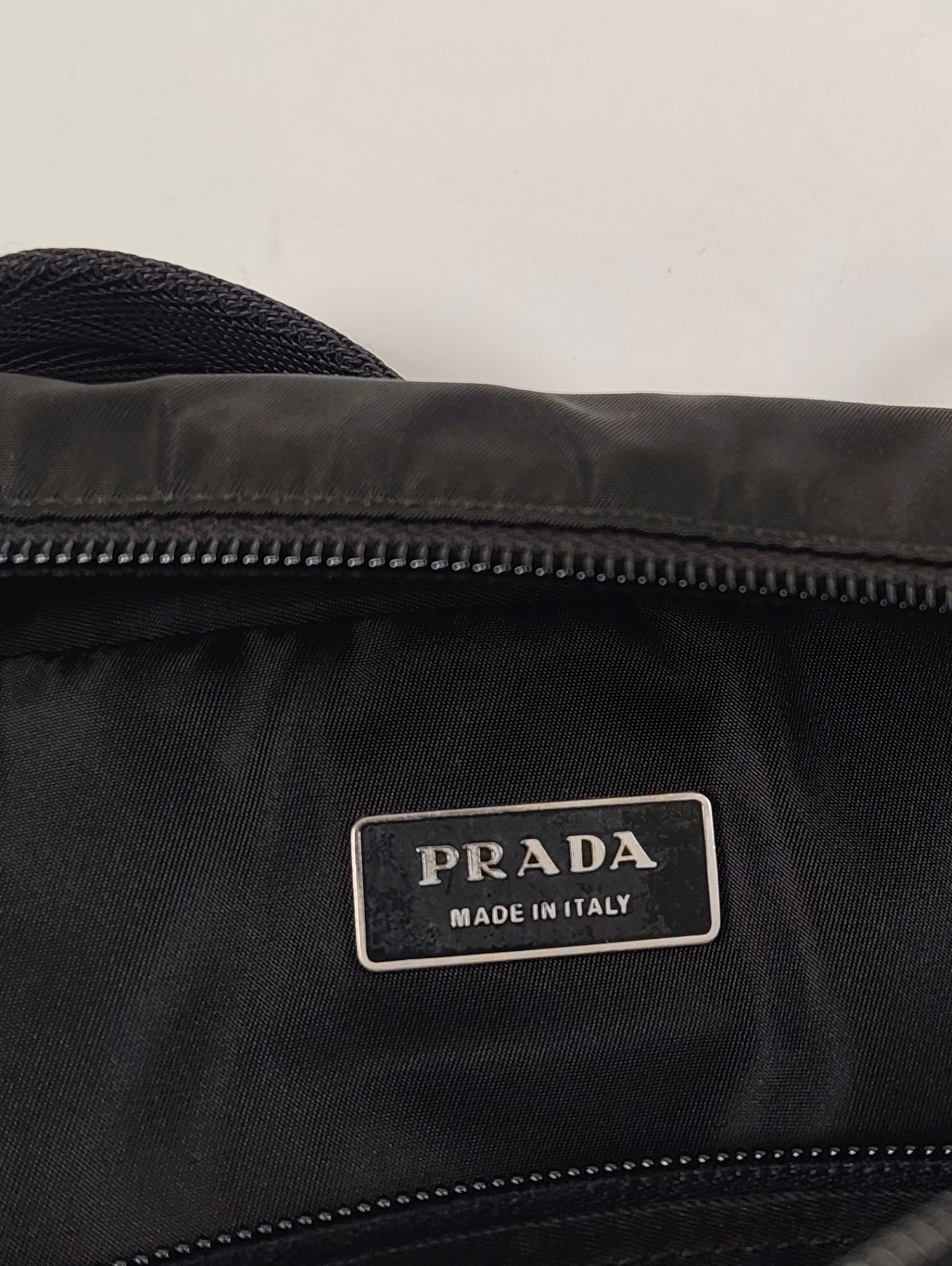 PRADA / ナイロンブリーフバッグ ブラック 三角プレート