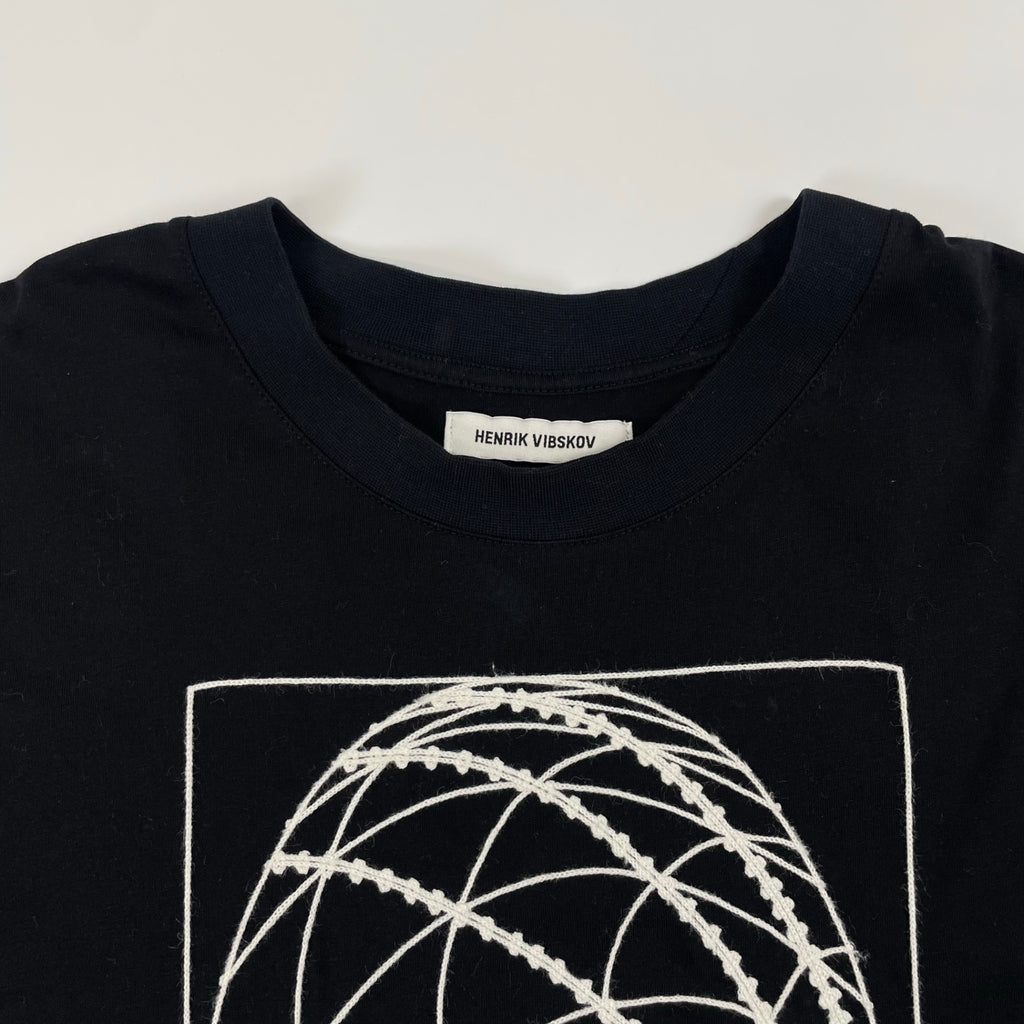 HENRIK VIBKOV ヘンリックヴィブスコフ / エンブロイダリーTシャツ ブラック SIZE：XL