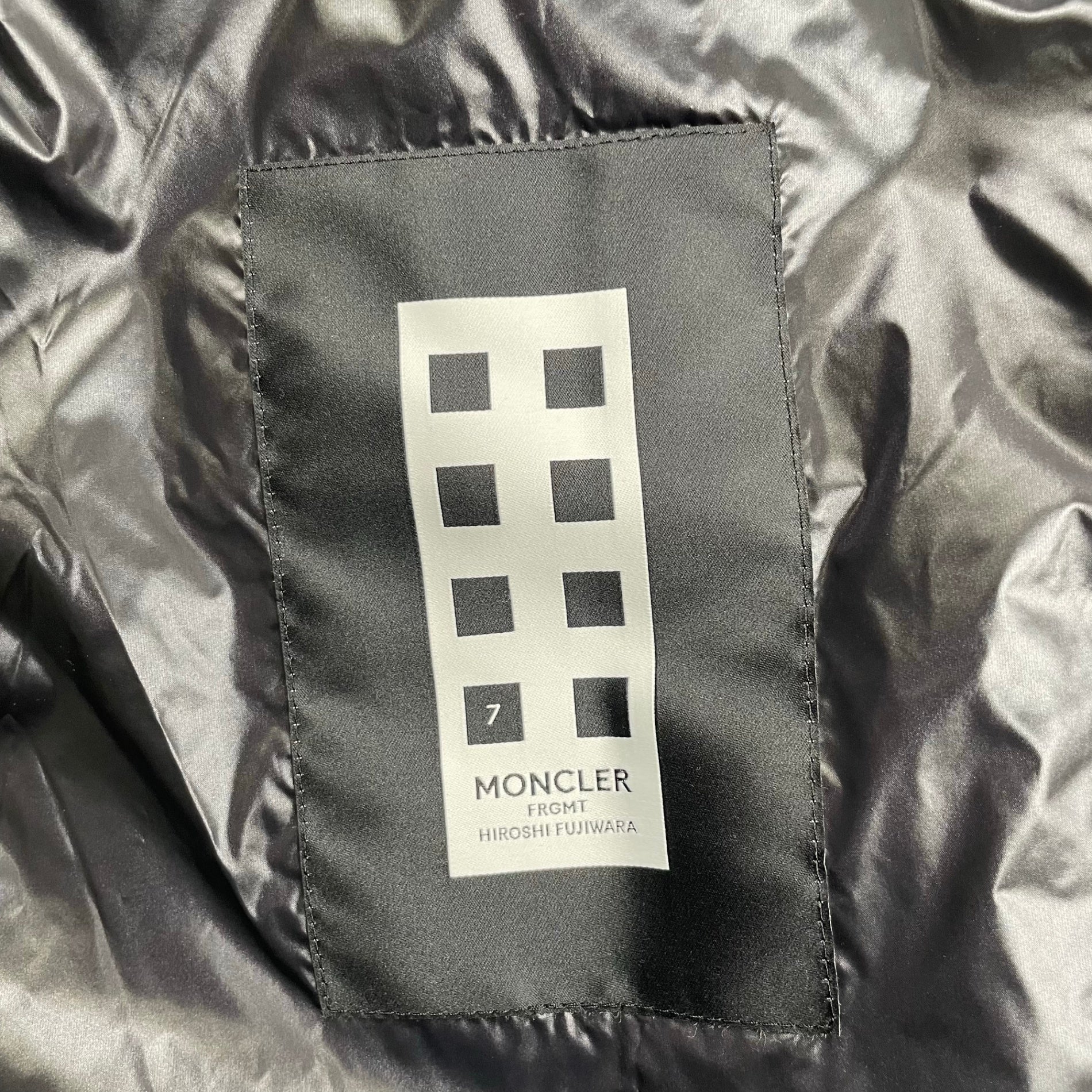 MONCLER × fragment design モンクレール フラグメントデザイン / コラボ JAYELダウンジャケット ブラック 参考定価：200,000程度 SIZE:1
