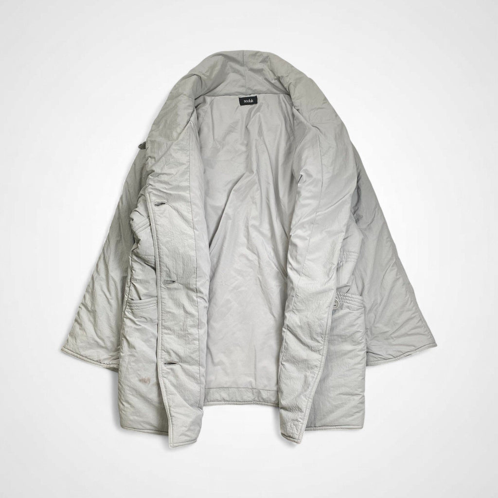 soduk スドーク / puffy warm coat インサレーションコート ジャケット 22AW 参考定価：60,000+tax SIZE:FREE