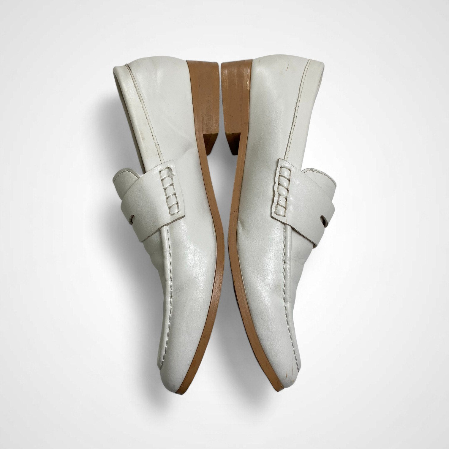 un/neu アンノイ / コインローファー ホワイト SIZE:M