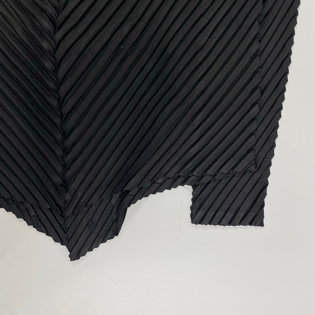 ISSEY MIYAKE イッセイミヤケ / ダイアゴナルプリーツジャケット ブラック IM23FO192 SIZE:2