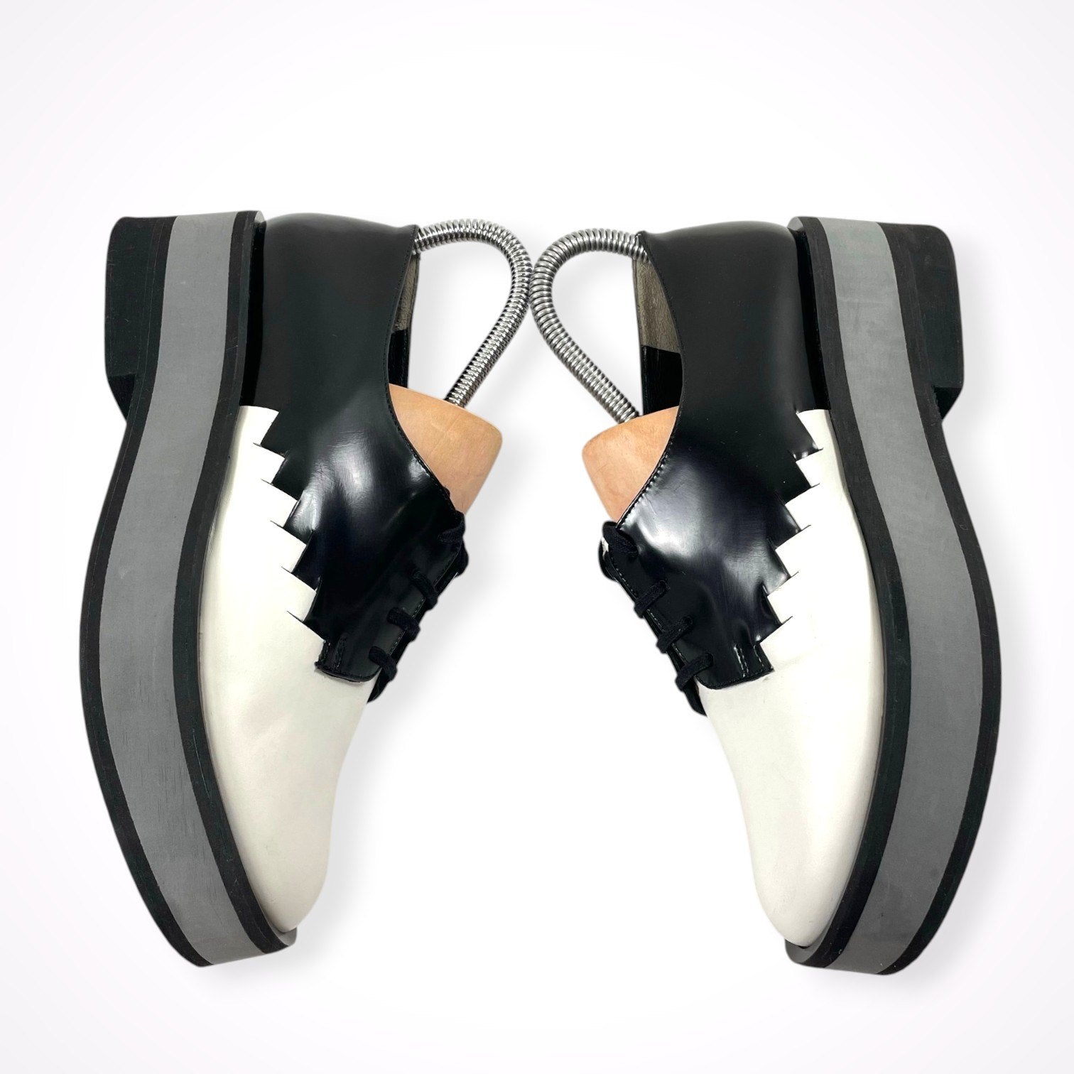 Robert Clergerie / 編み込み レースアップ厚底シューズ 参考定価：90,000程度 SIZE：38 1/2(24.5cm程度)