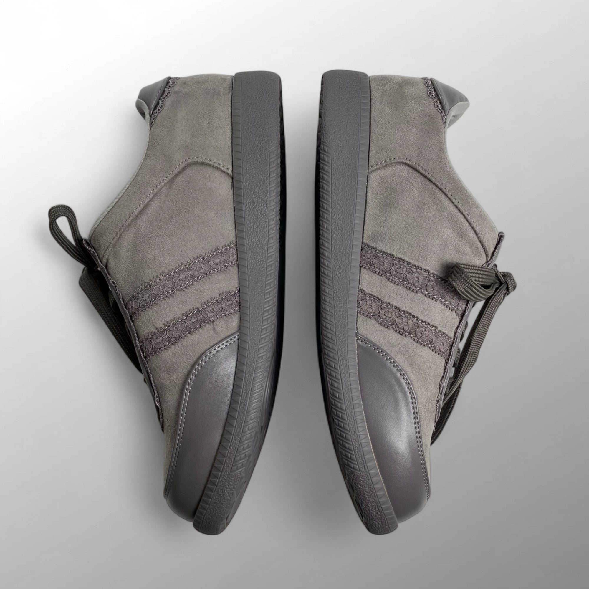 F.I.N.T フィント / レース使いスニーカー グレー ローテクスニーカー SIZE:22cm