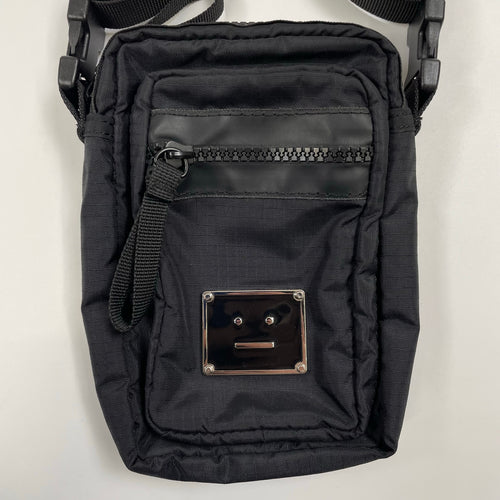 Acne Studios アクネストゥデオズ / LOGO PLAGUE POCKET BAG フェイスロゴショルダーバッグ 参考定価：30,000程度
