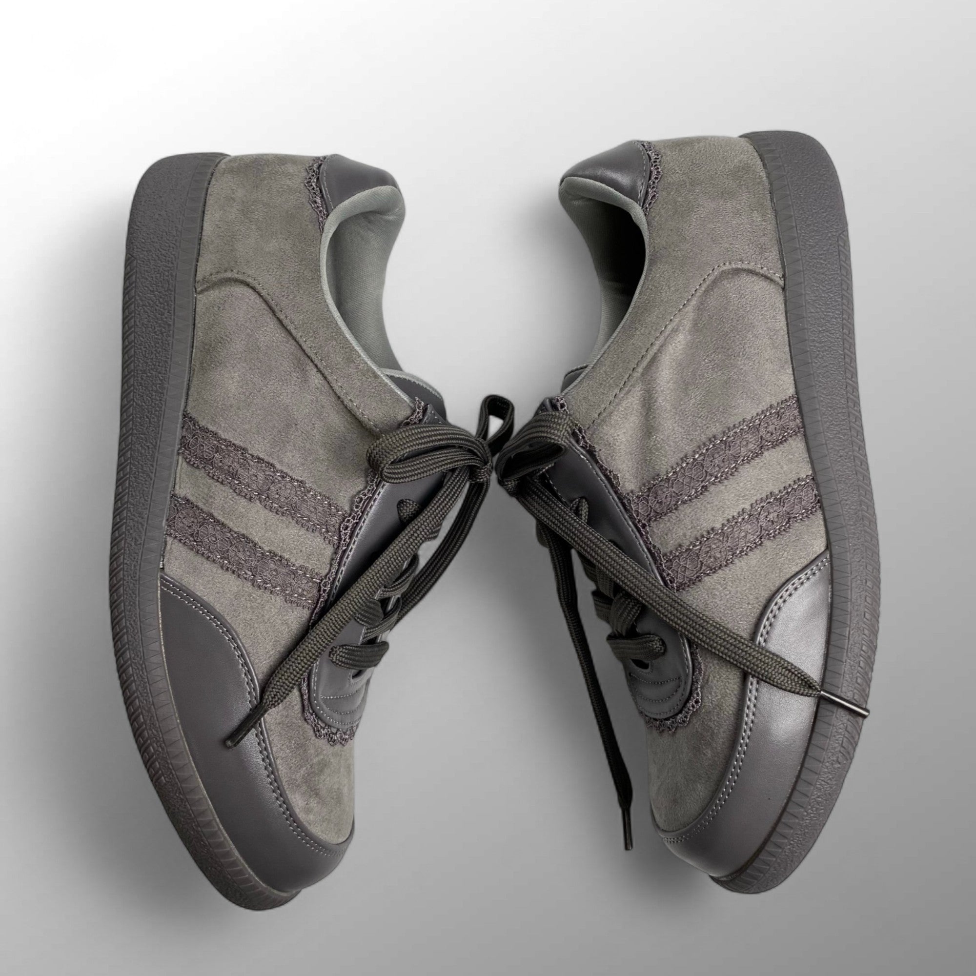 F.I.N.T フィント / レース使いスニーカー グレー ローテクスニーカー SIZE:22cm