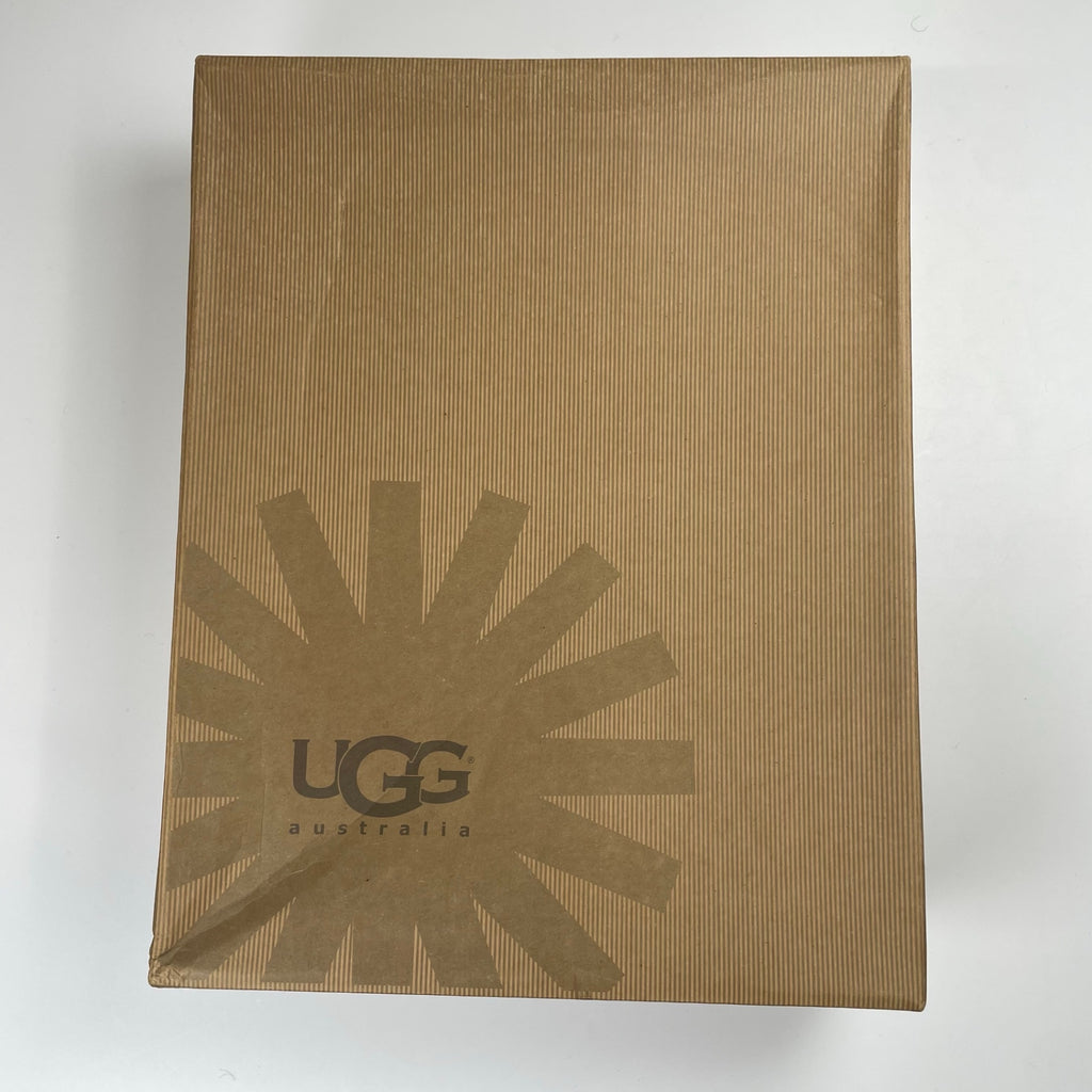 UGG アグ / CLASSIC TALL ムートンブーツ ブラック 参考定価：30,000程度 SIZE:23.5cm