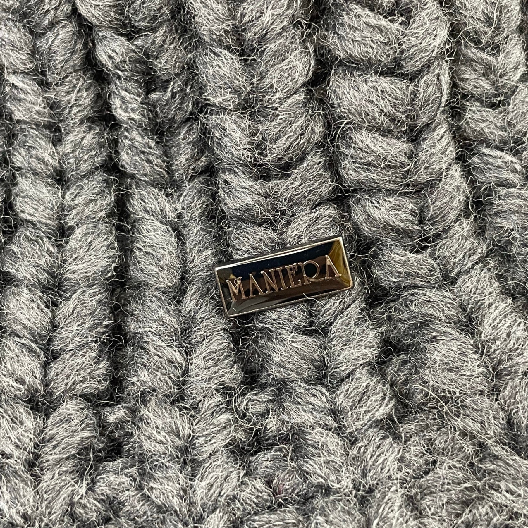 MANIERA / ニットブリムハット ポンポン付 参考定価：17,000程度 SIZE:FREE