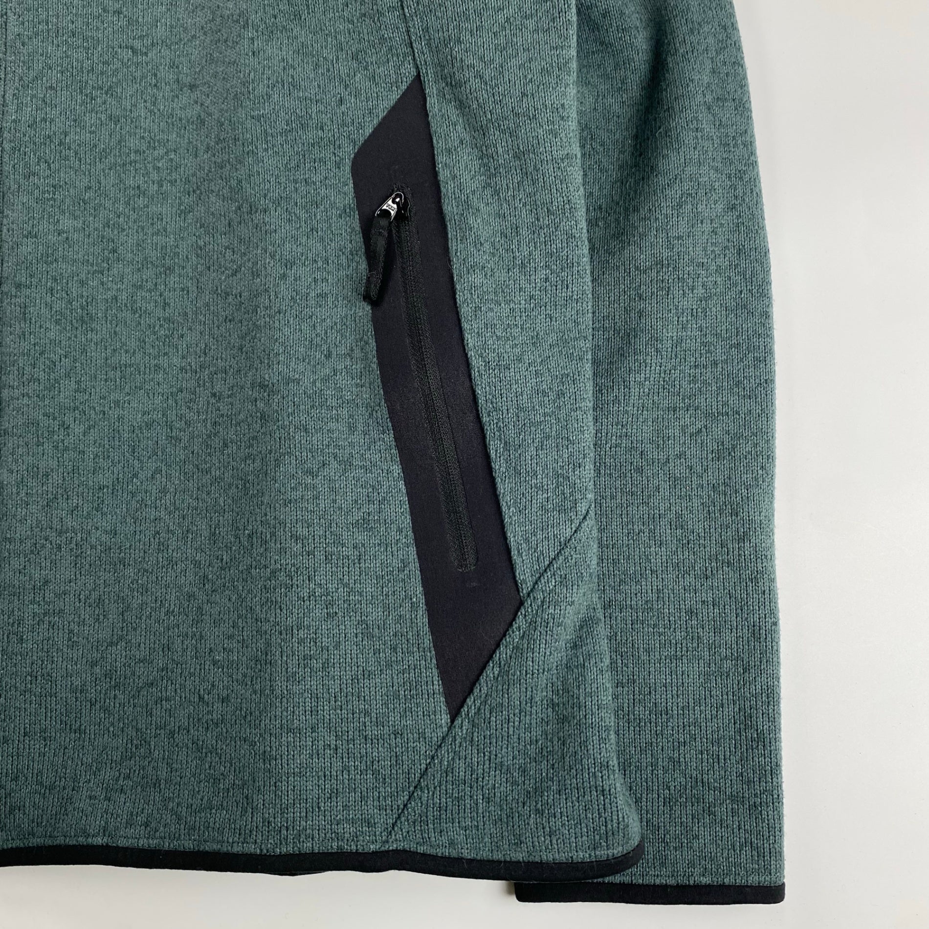 【ユニセックス】 ARC'TERYX アークテリクス / COVERT CARDIGAN コバート カーディガン 金刺繍 ニット ジャケット SIZE:XL