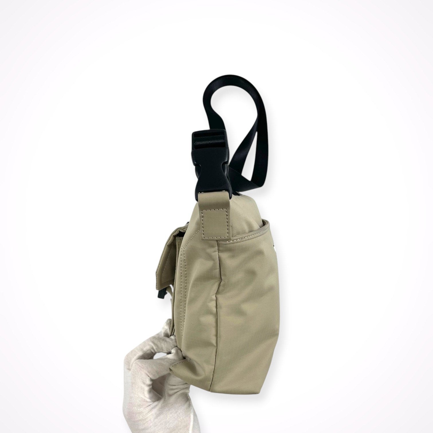 A.P.C. / Trek ショルダーバッグ 美品 参考定価：35,000+tax