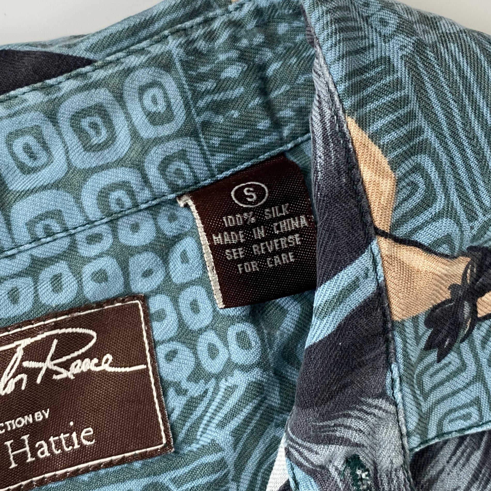 Hilo Hattie / シルク100％ アロハシャツ フラガール モンステラ SIZE：S（L程度）