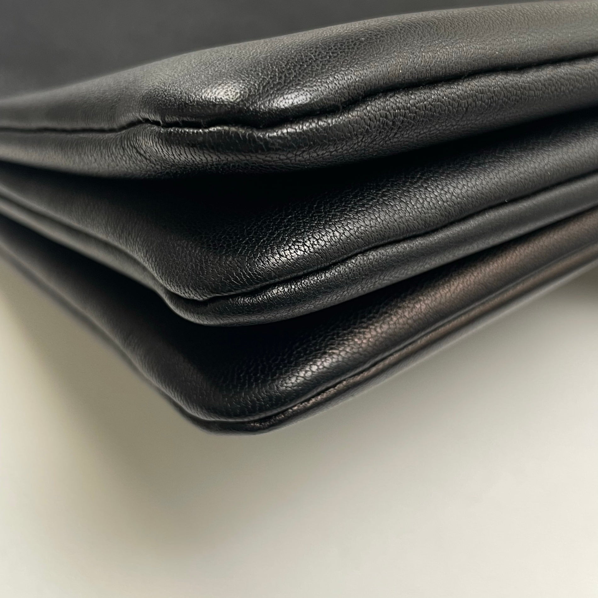 CELINE セリーヌ / トリオラージ ショルダーバッグ ブラック  フィービー期 参考定価：150,000+tax