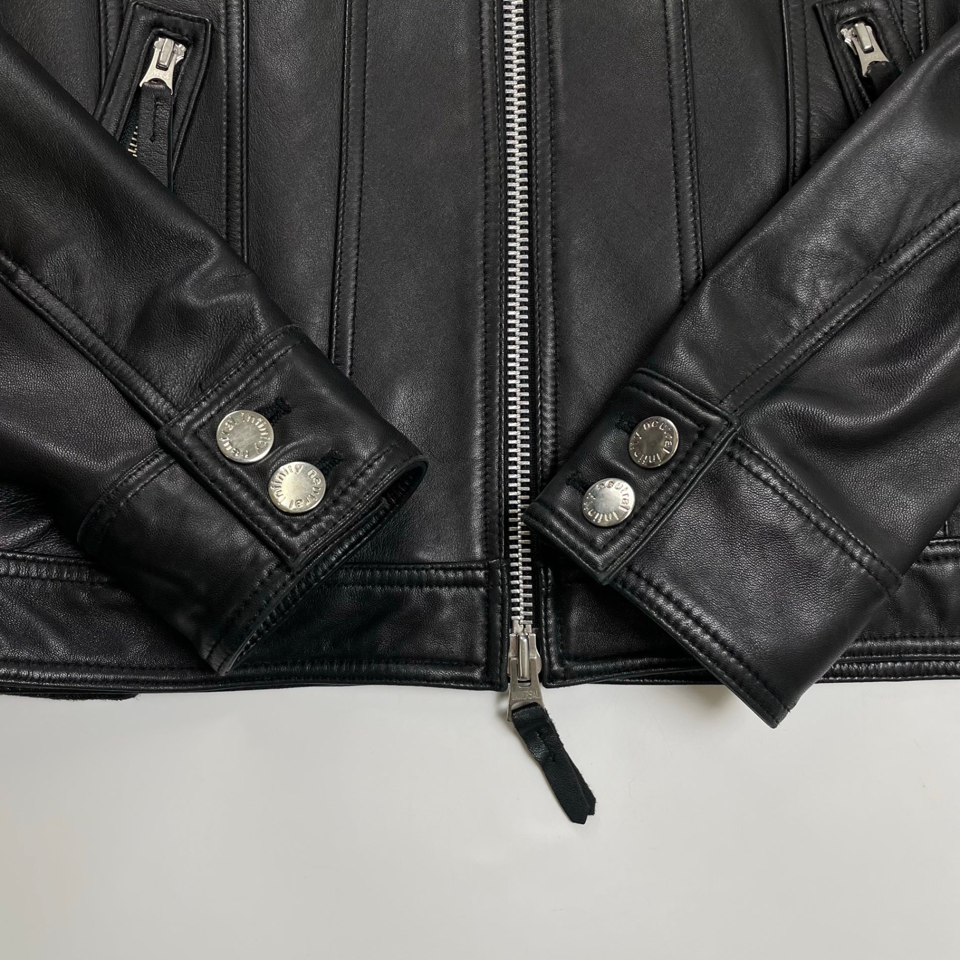 NEUTRAL INFINITY ニュートラルインフィニティ JACKROSE ジャックローズ / レザートラッカージャケット ブラック 参考定価：40,000程度 SIZE:M