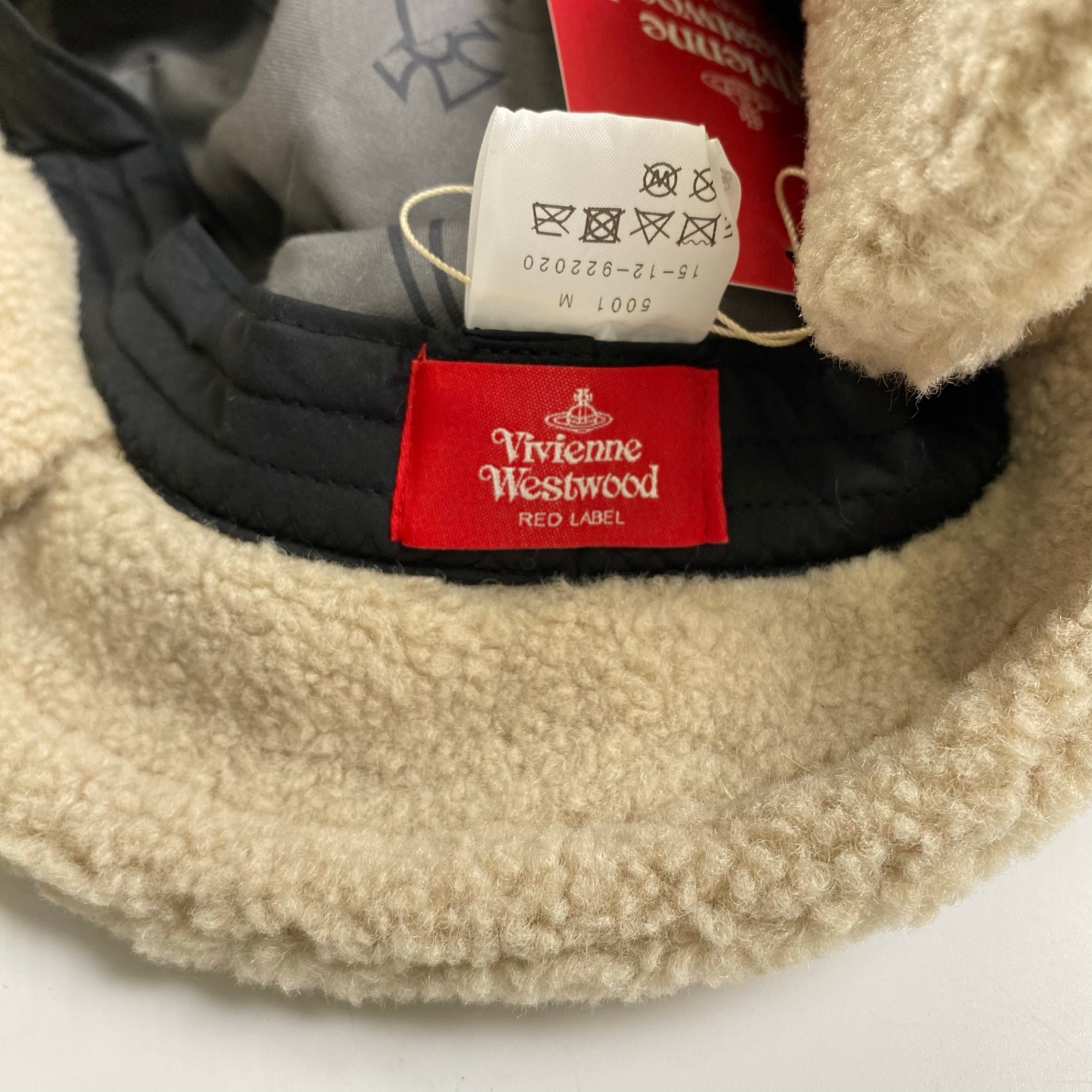 【未使用品】 Vivienne Westwood RED LABEL ヴィヴィアン ウエストウッド / オーブ刺繍 リサイクルポリエステルボアハット 参考定価：18,000+tax 頭囲：約57cm