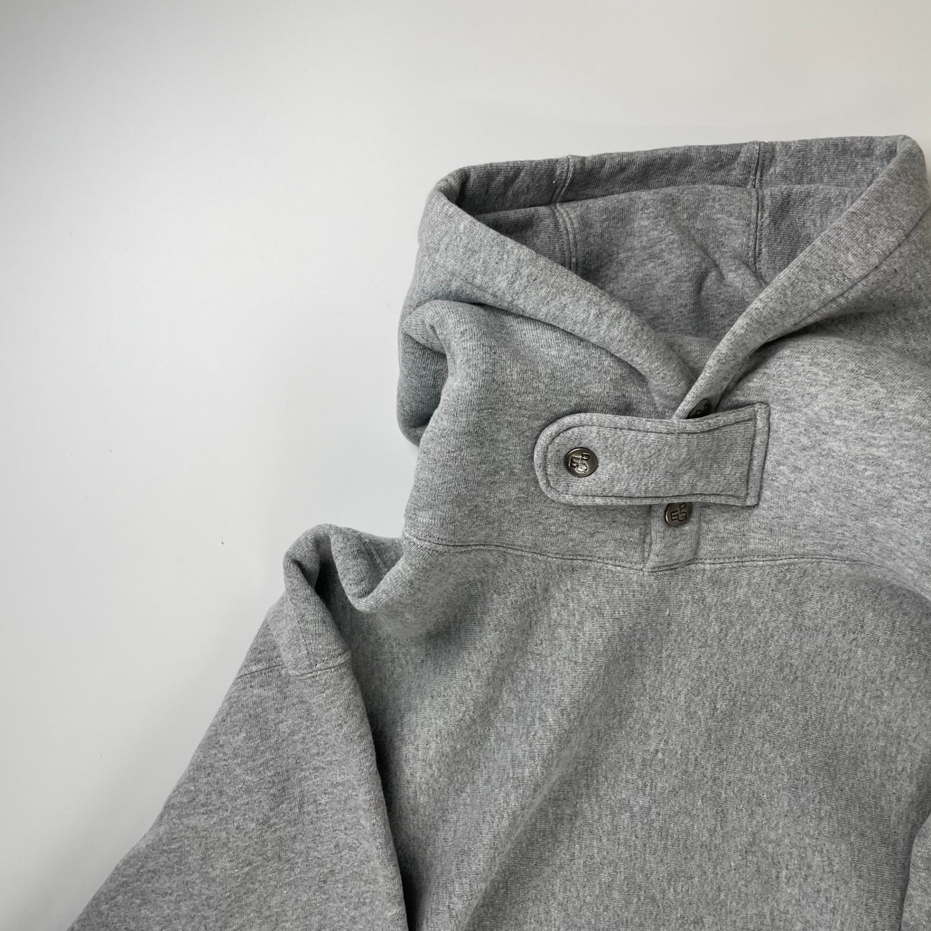 PEG ENGINEERED GARMENTS × BEAMS PLUS エンジニアド ガーメンツ ビームスプラス / SWEAT HOODIE グレー タグ付 参考定価：39,000+tax  SIZE:M