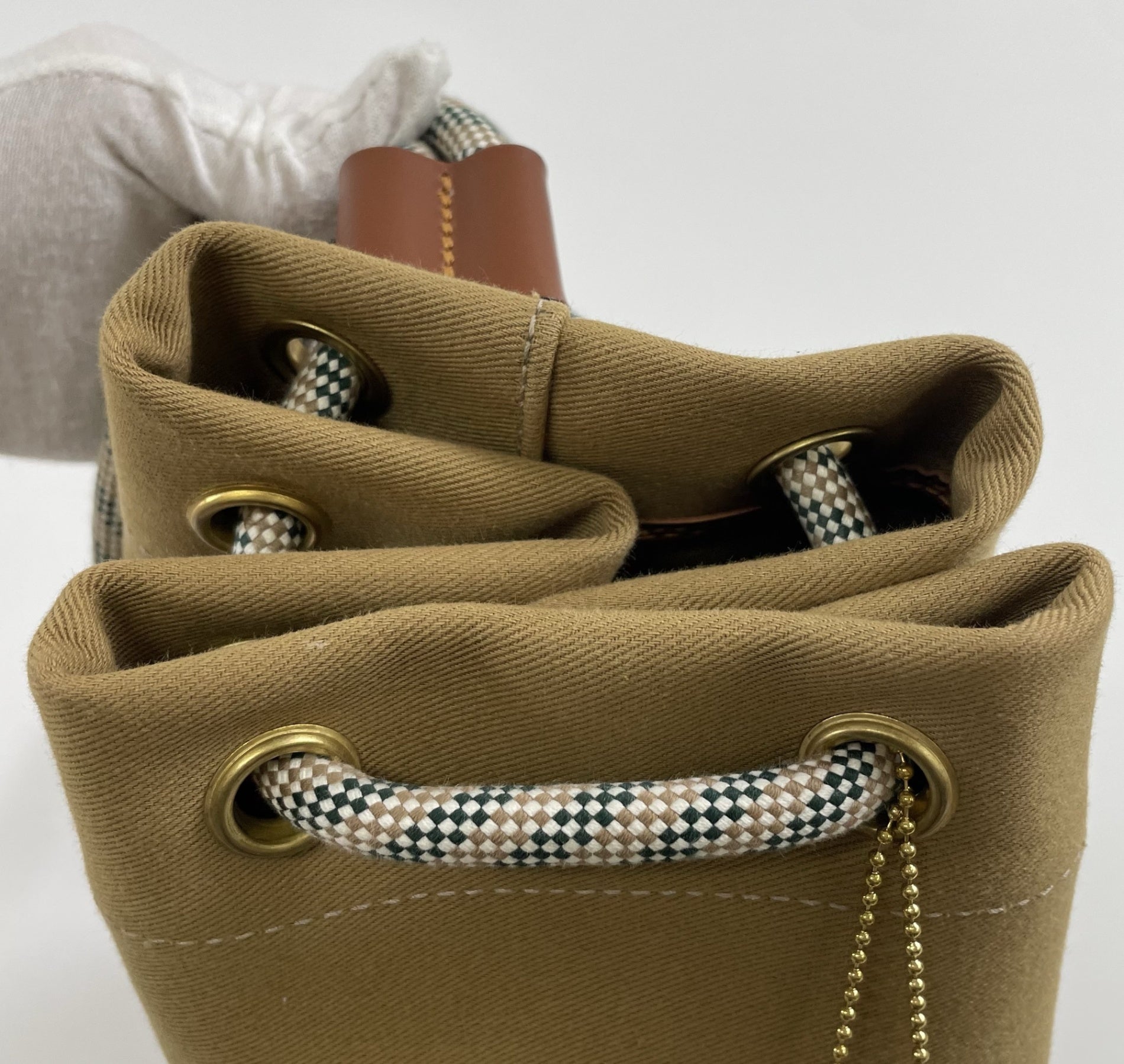 Brady / NEVISワンショルダーバッグ 極美品 参考定価：48,000+tax