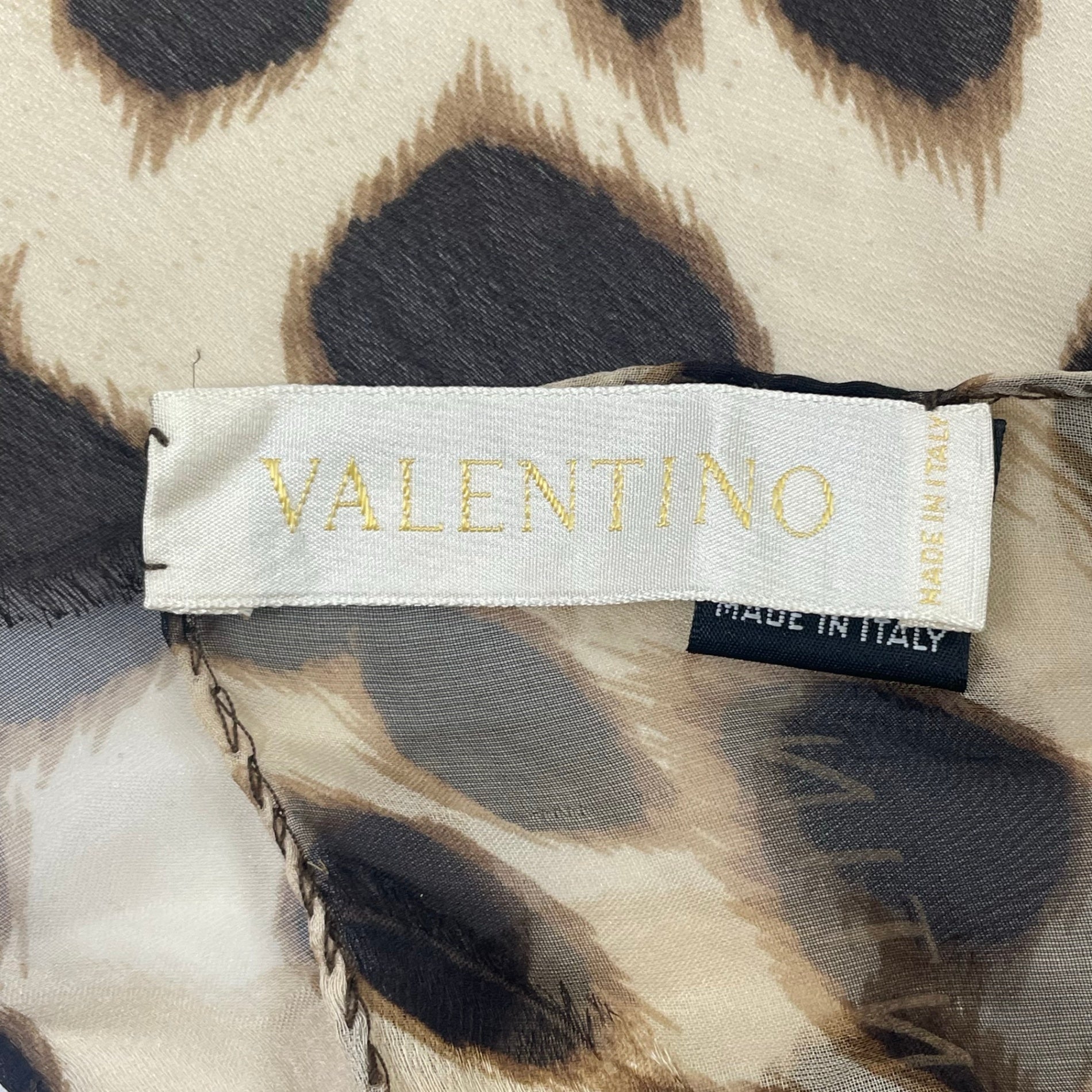 VALENTINO / シルクレオパードストール 参考定価：55,000程度