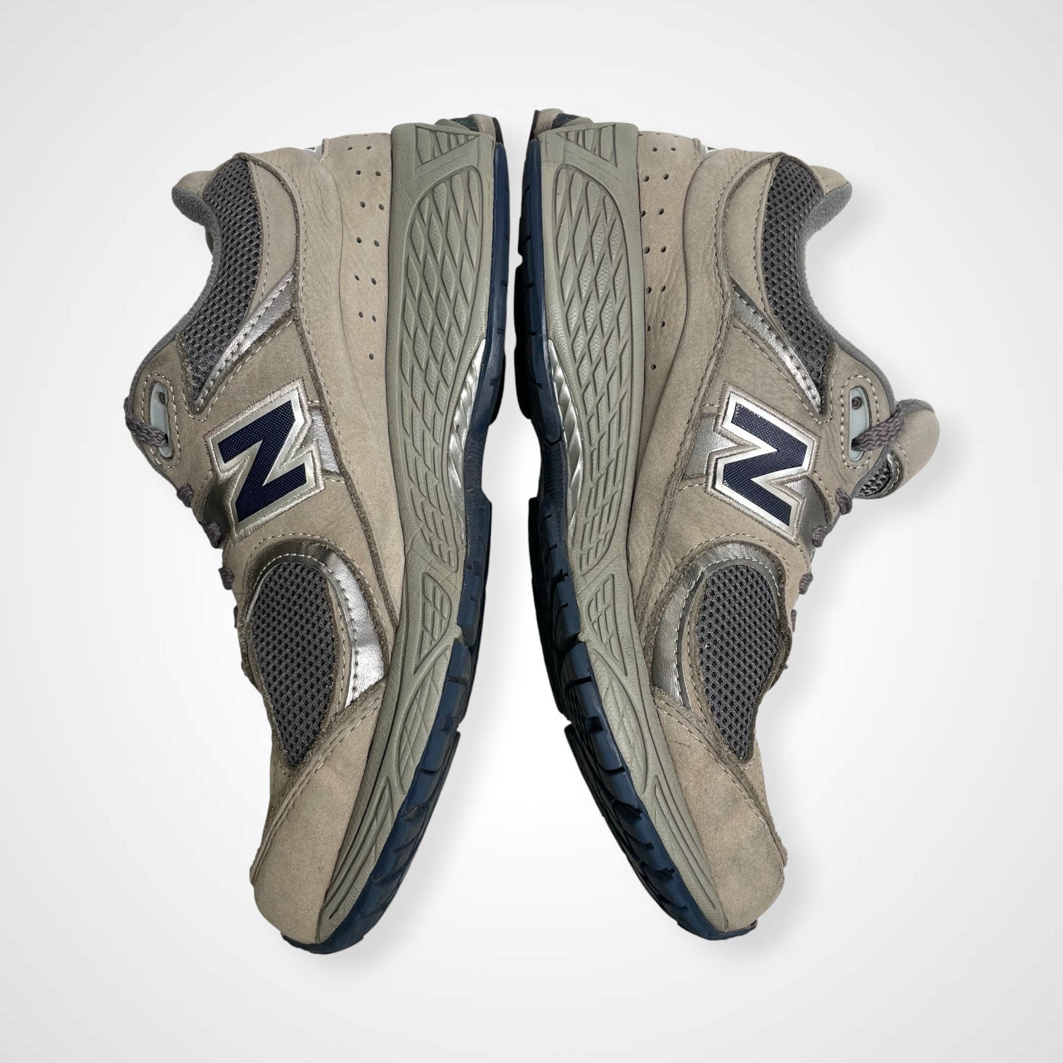 new balance ニューバランス / ML2002RA ローカットスニーカー 参考定価：18,000+tax SIZE:25.5cm