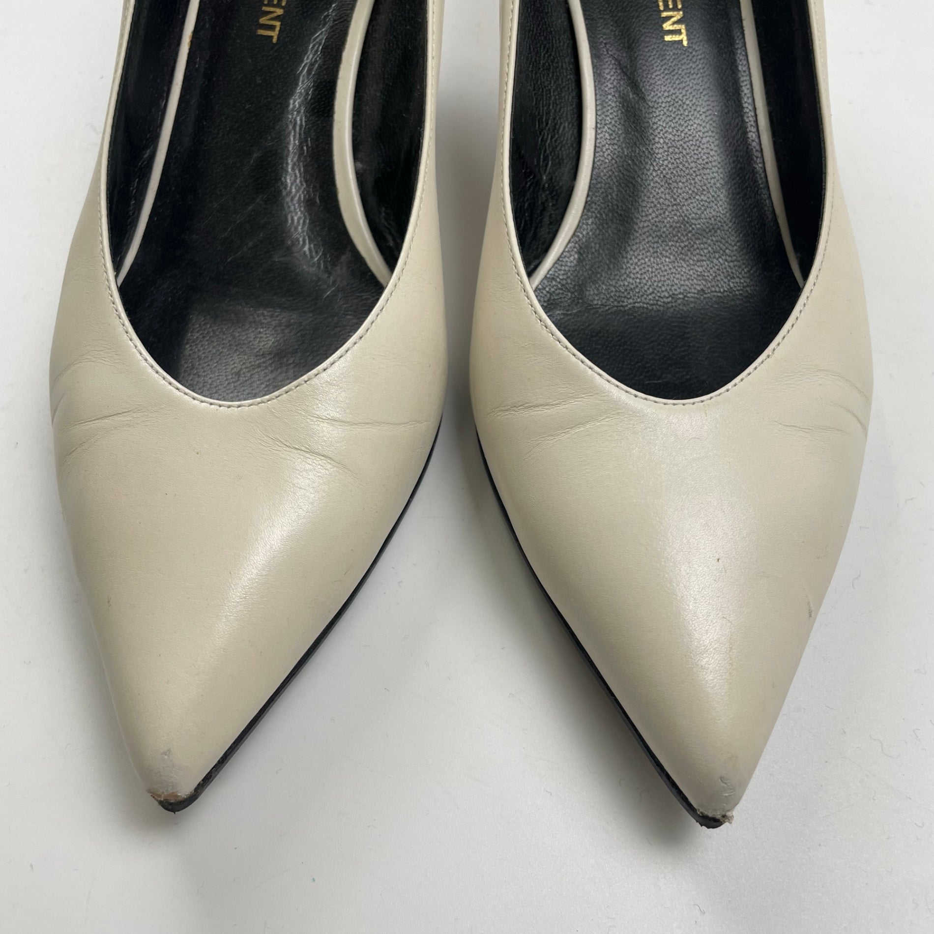 SAINT LAURENT PARIS サンローランパリ / レザーパンプス ホワイト 参考定価：90,000程度 SIZE：36 1/2