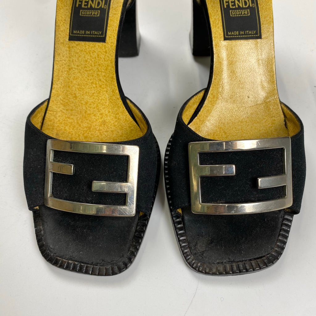 【訳アリ】 FENDI フェンディ / ズッカバックルサンダル チャンキーヒール ブラック SIZE:36(23cm程度)