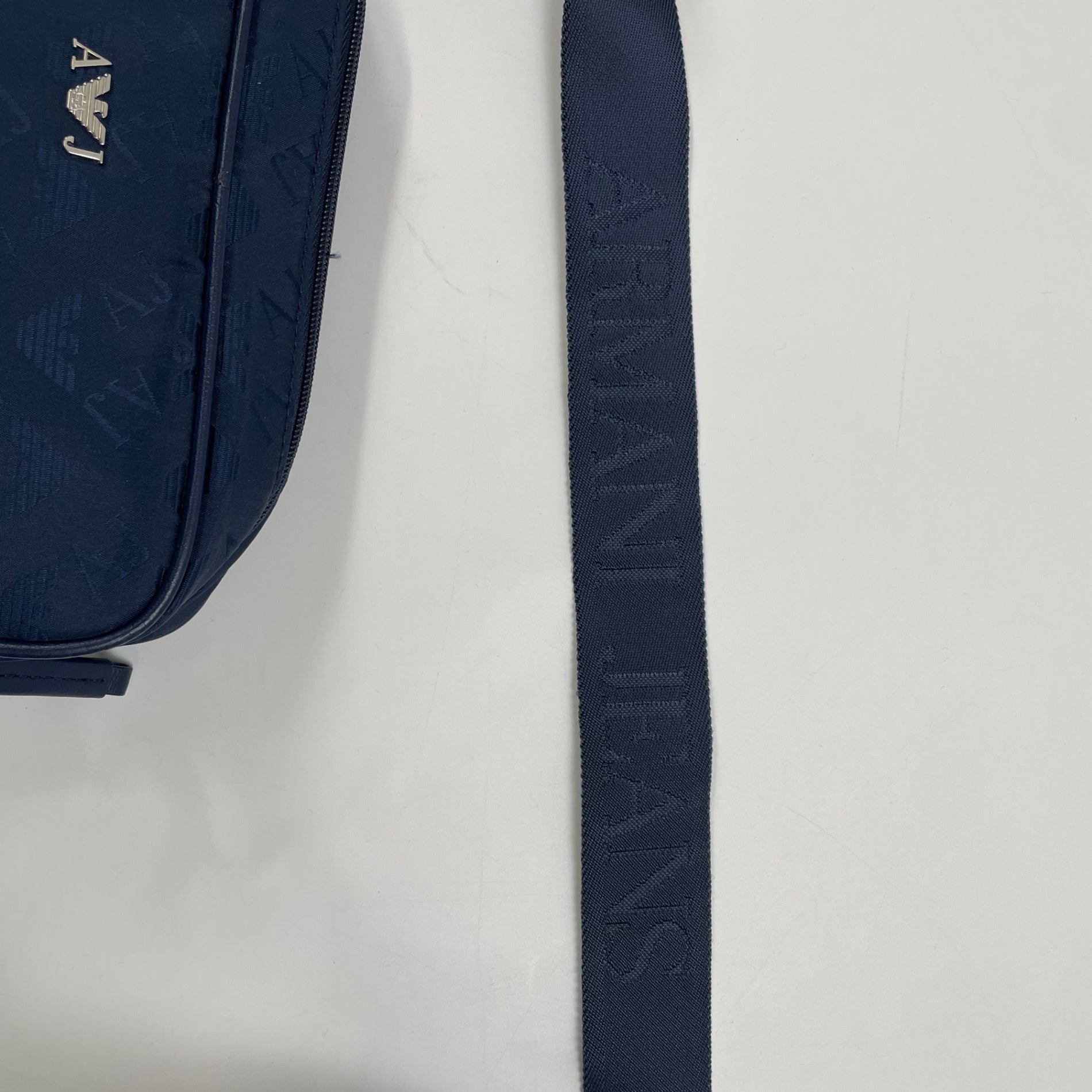 ARMANI JEANS アルマーニジーンズ / ショルダーバッグ 参考定価：30,000程度