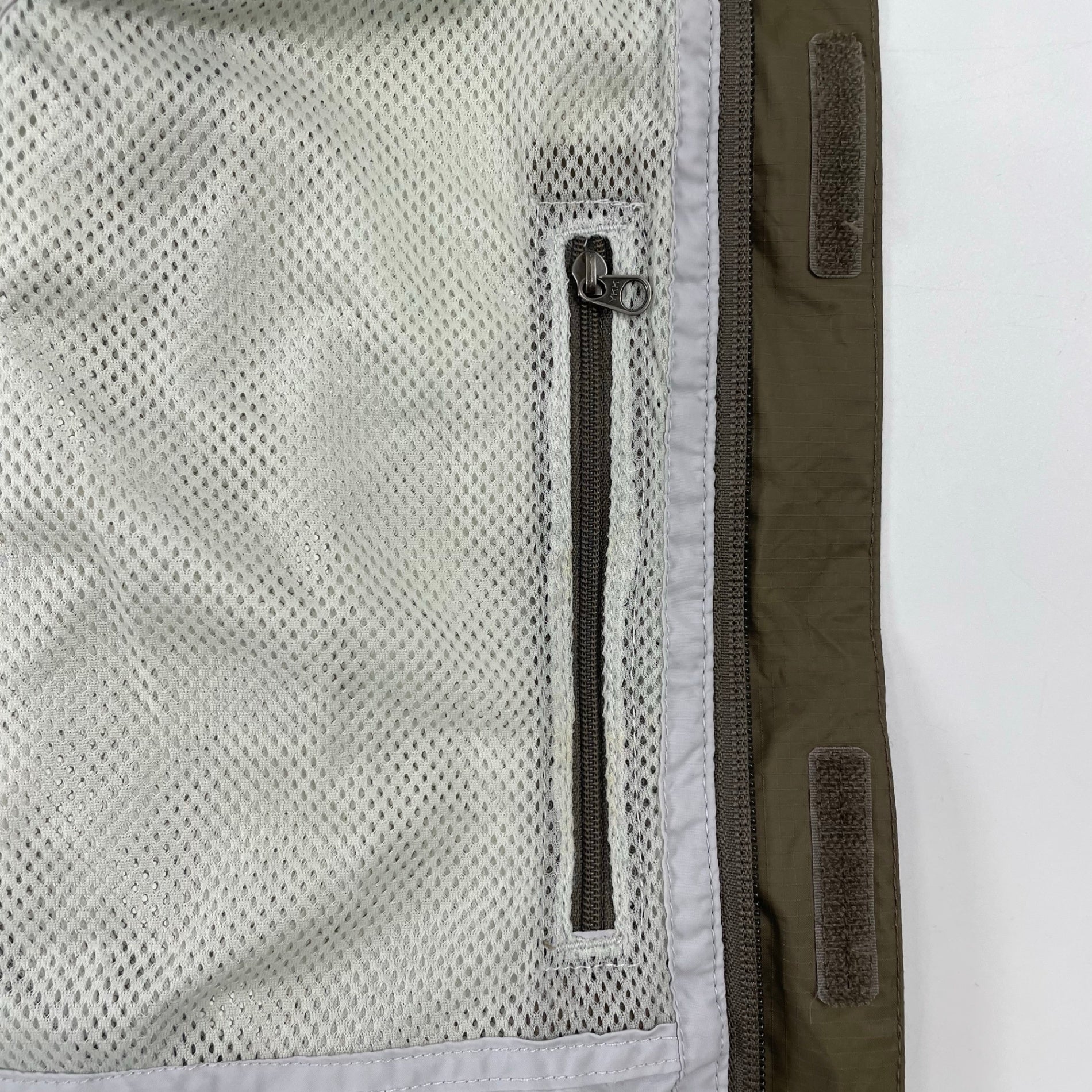 L.L.BEAN / ナイロンシェルジャケット オリーブ SIZE：M