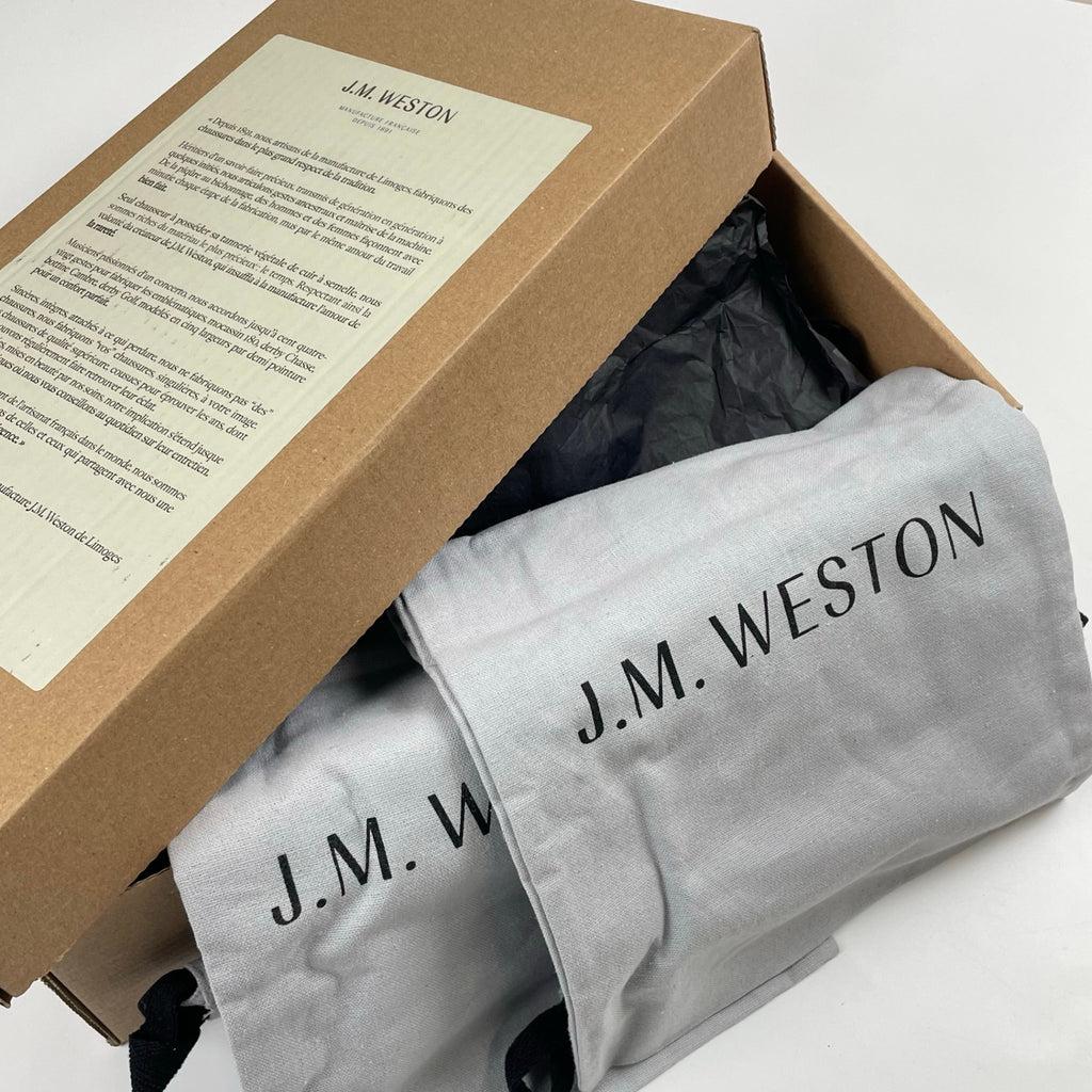 J.M.WESTON ジェイエムウエストン / 180シグネチャースウェードローファー OAK ROOMシューツリー付 極美品 参考定価：142,000+tax SIZE：7/D(27cm程度)