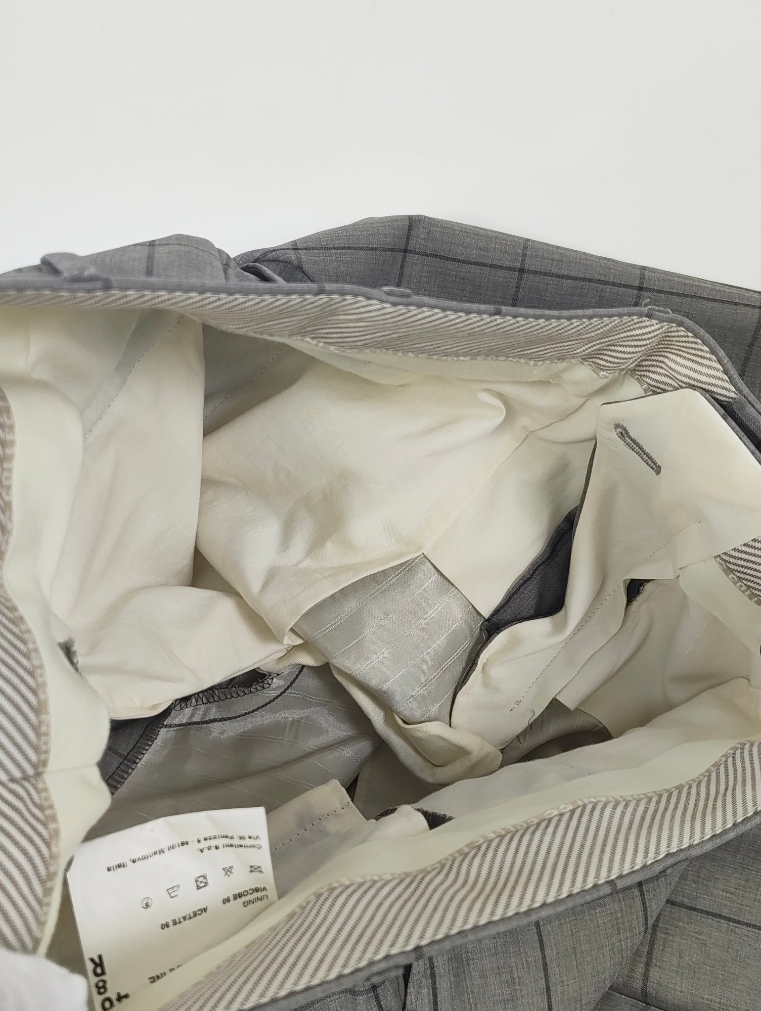 CC COLLECTION CORNELIANI / バージンウール チェック柄スーツ 参考定価：160,000程度 SIZE:46