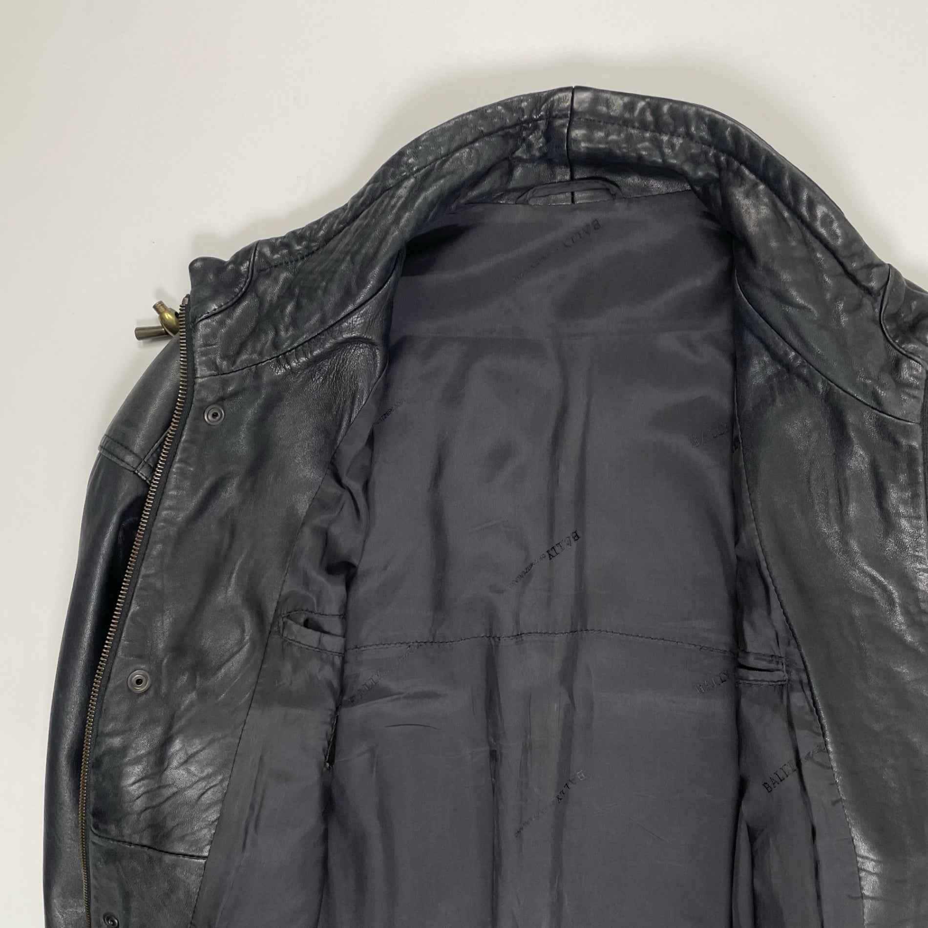 BALLY バリー / ヴィンテージ短丈レザーブルゾン 参考定価：300,000程度 SIZE：46