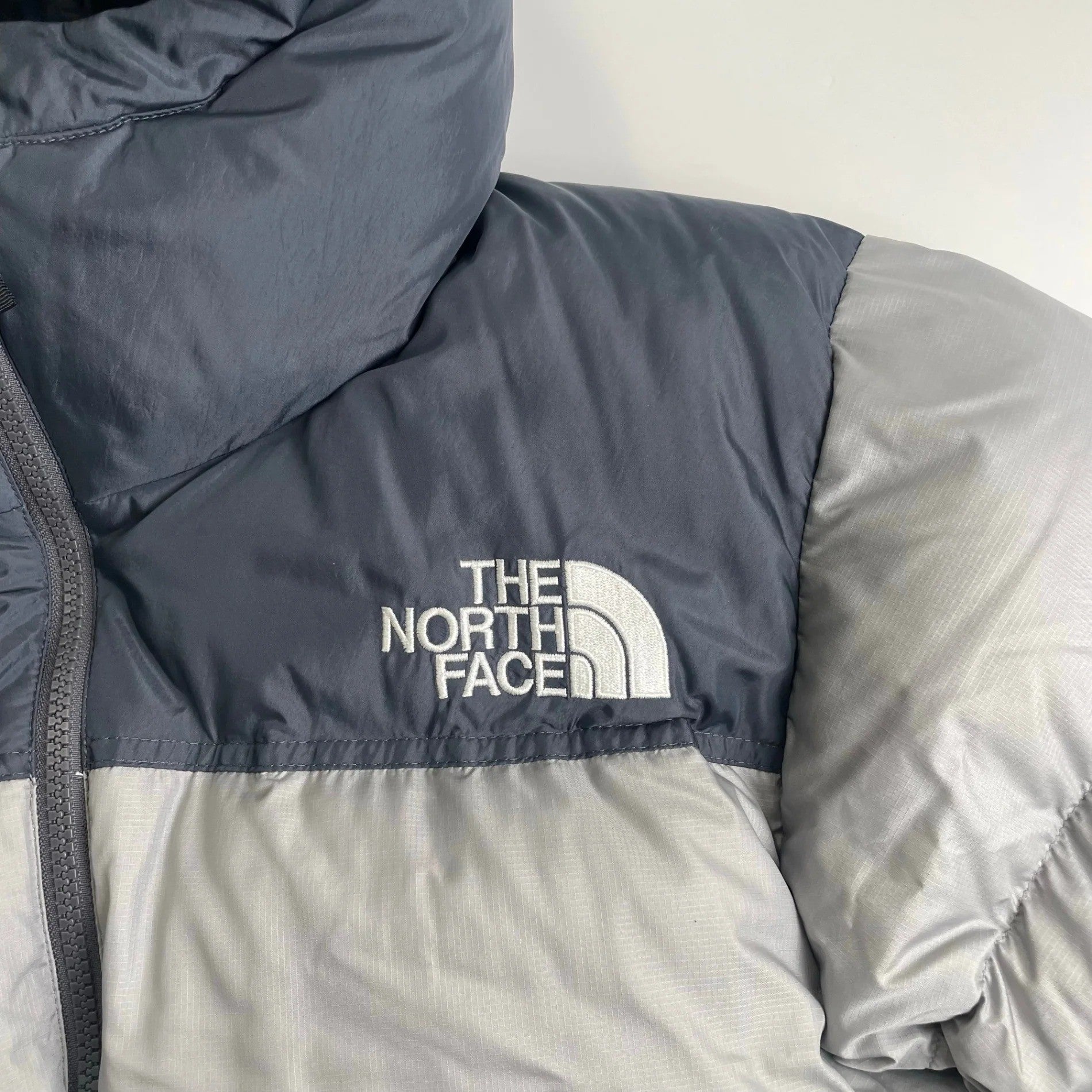 THE NORTH FACE ザ ノースフェイス / NUPTSE HOODIE ヌプシフーディ ND92232R 参考定価：36,000+tax SIZE：M