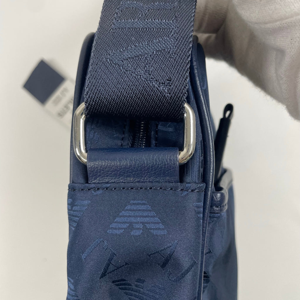 ARMANI JEANS アルマーニジーンズ / ショルダーバッグ 参考定価：30,000程度