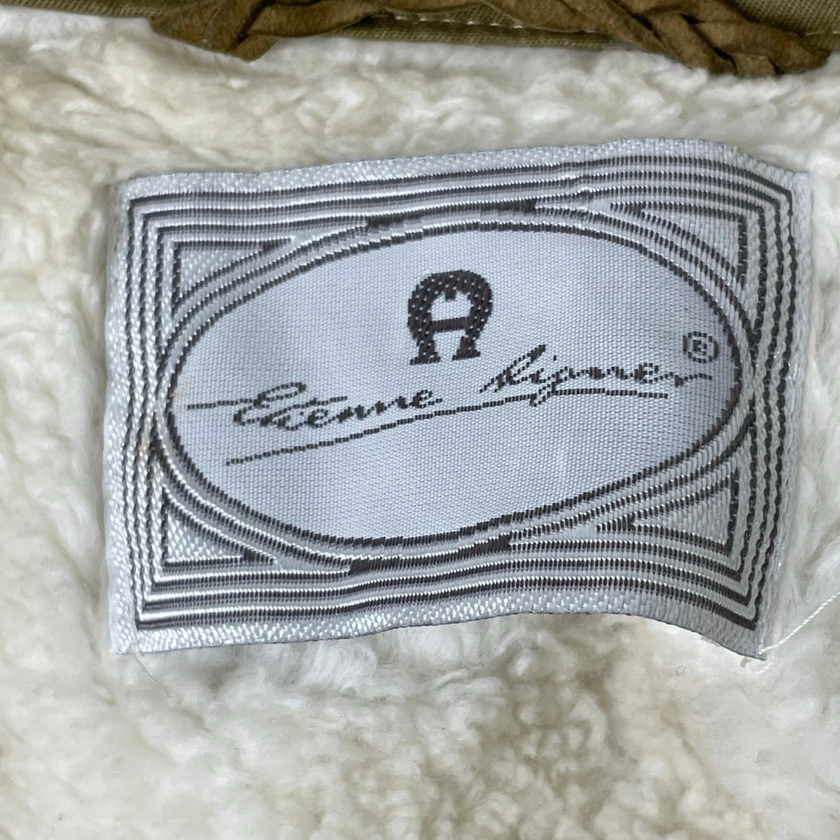 ETIENNE AIGNER / ユーロヴィンテージカップショルダーコート 参考定価：120,000程度 SIZE:42