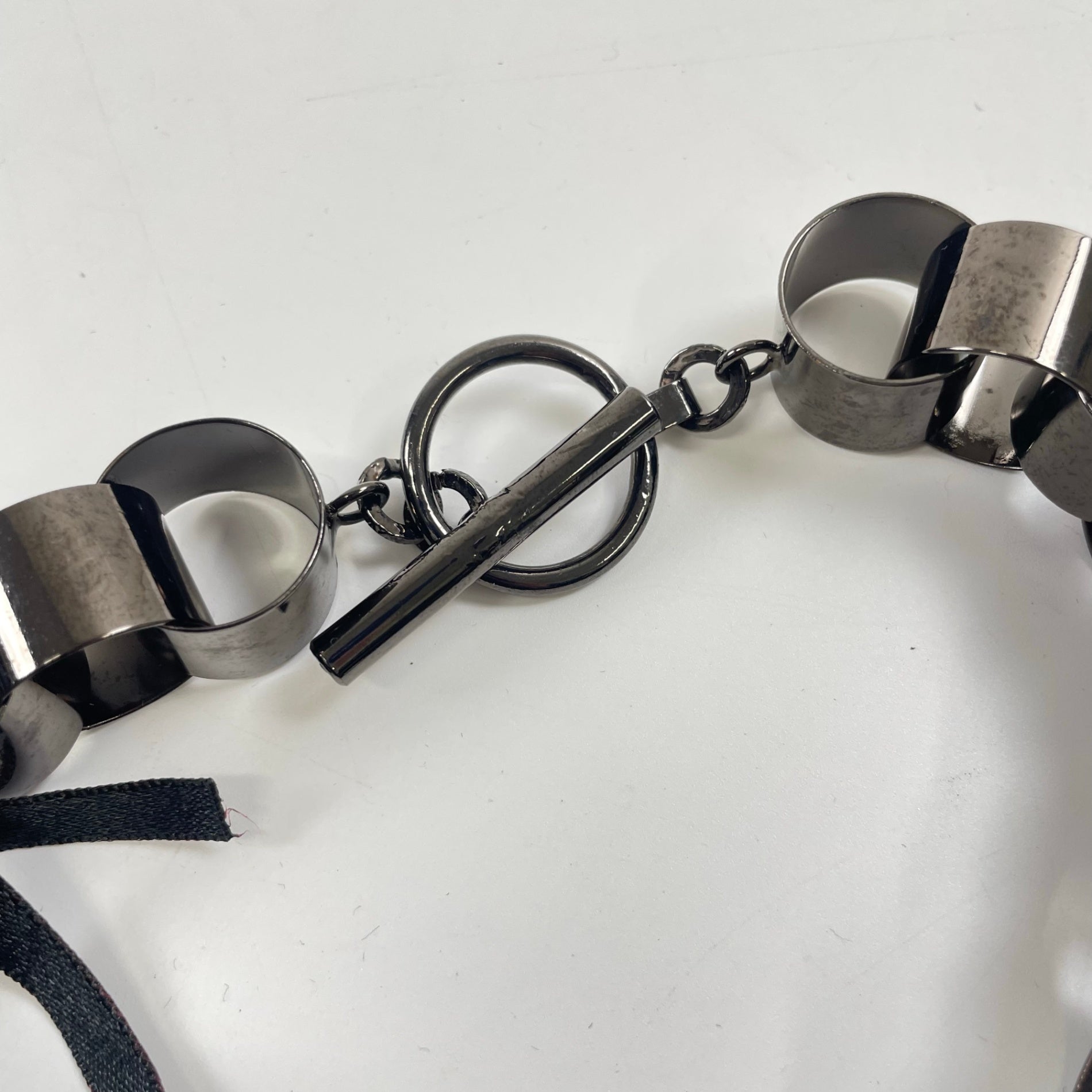 EMPORIO ARMANI / フラワーモチーフ メタルチェーンネックレス 参考定価：50,000程度