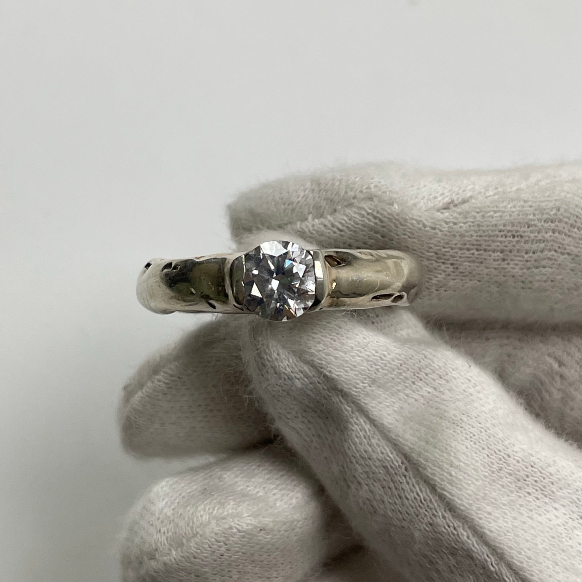 e.m. イーエム / ジルコニアリング 参考定価：28,000+tax SIZE:18号