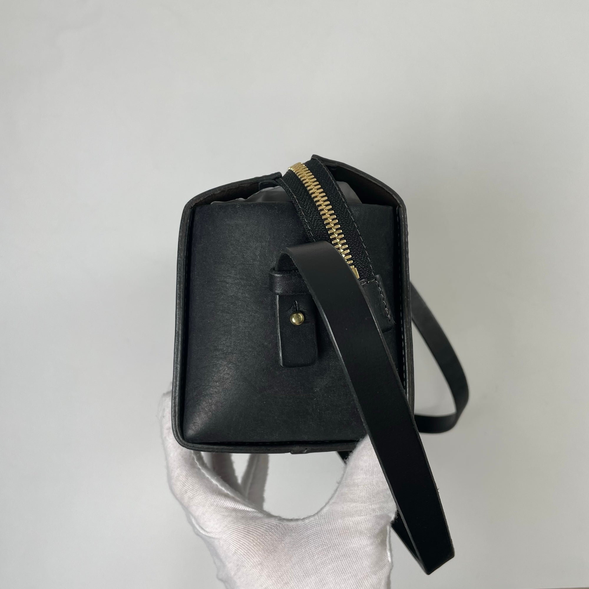 SAFUJI × noji+ / 別注 Leather block bag ブラック